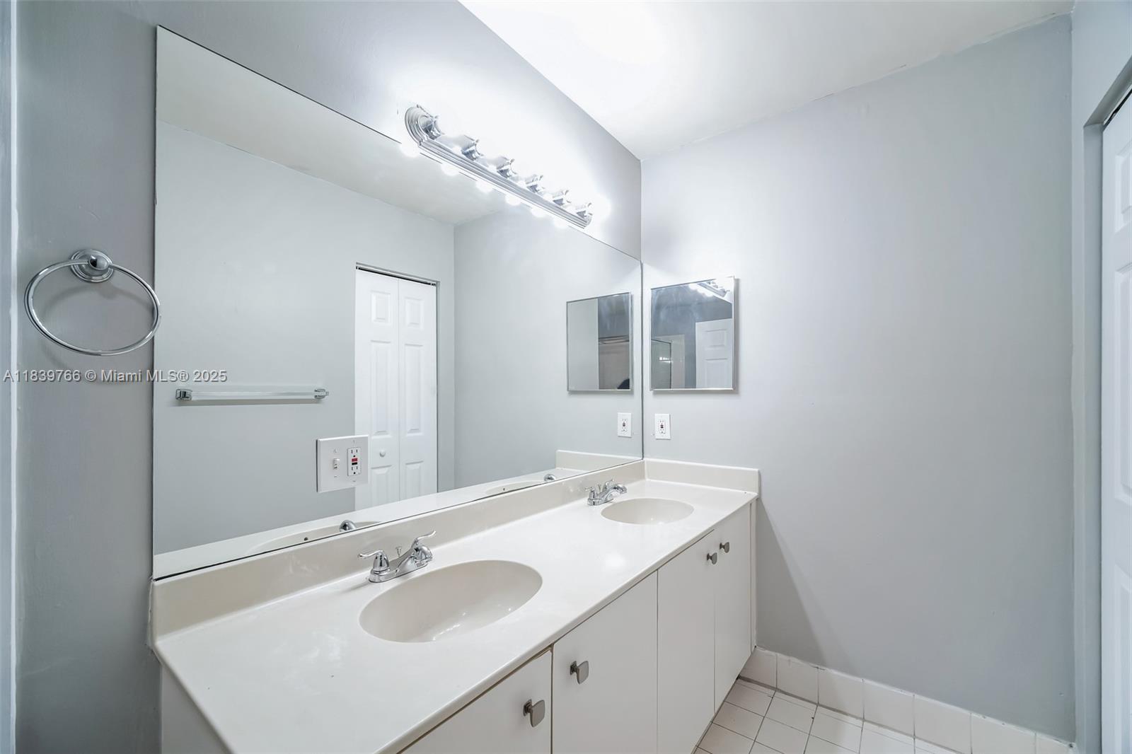 17471 SW 137th Ct, Miami, Florida image 24