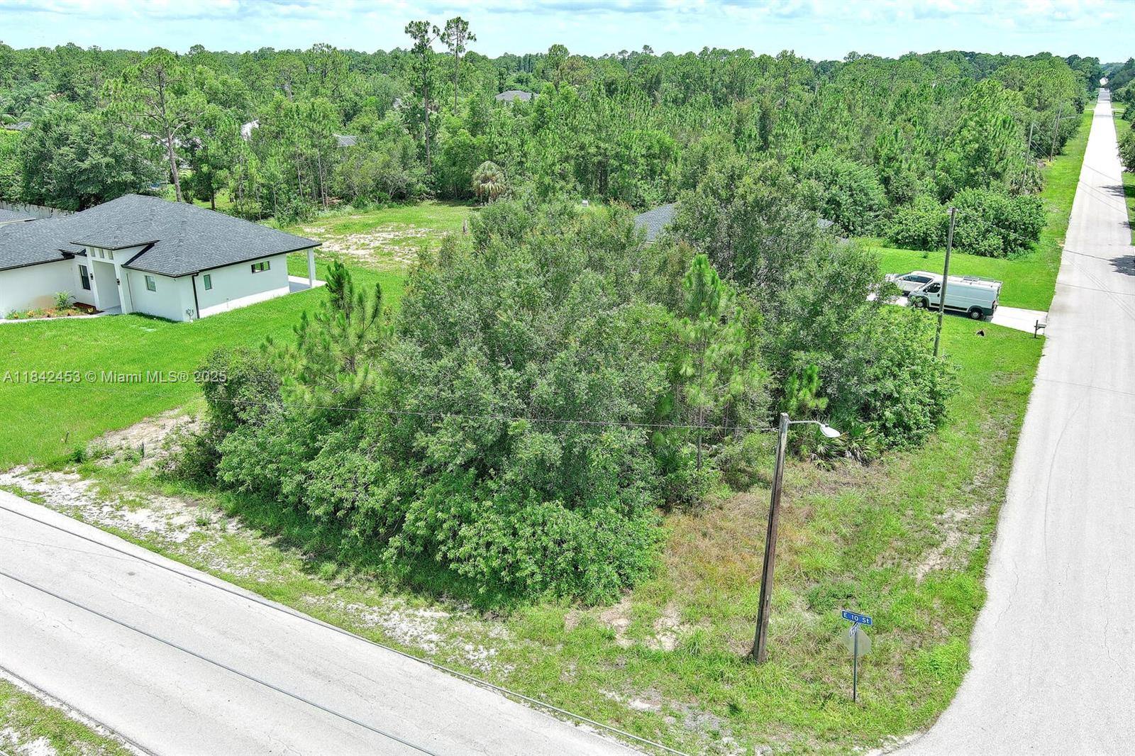 2500 E 10th St, Lehigh Acres, Florida image 4