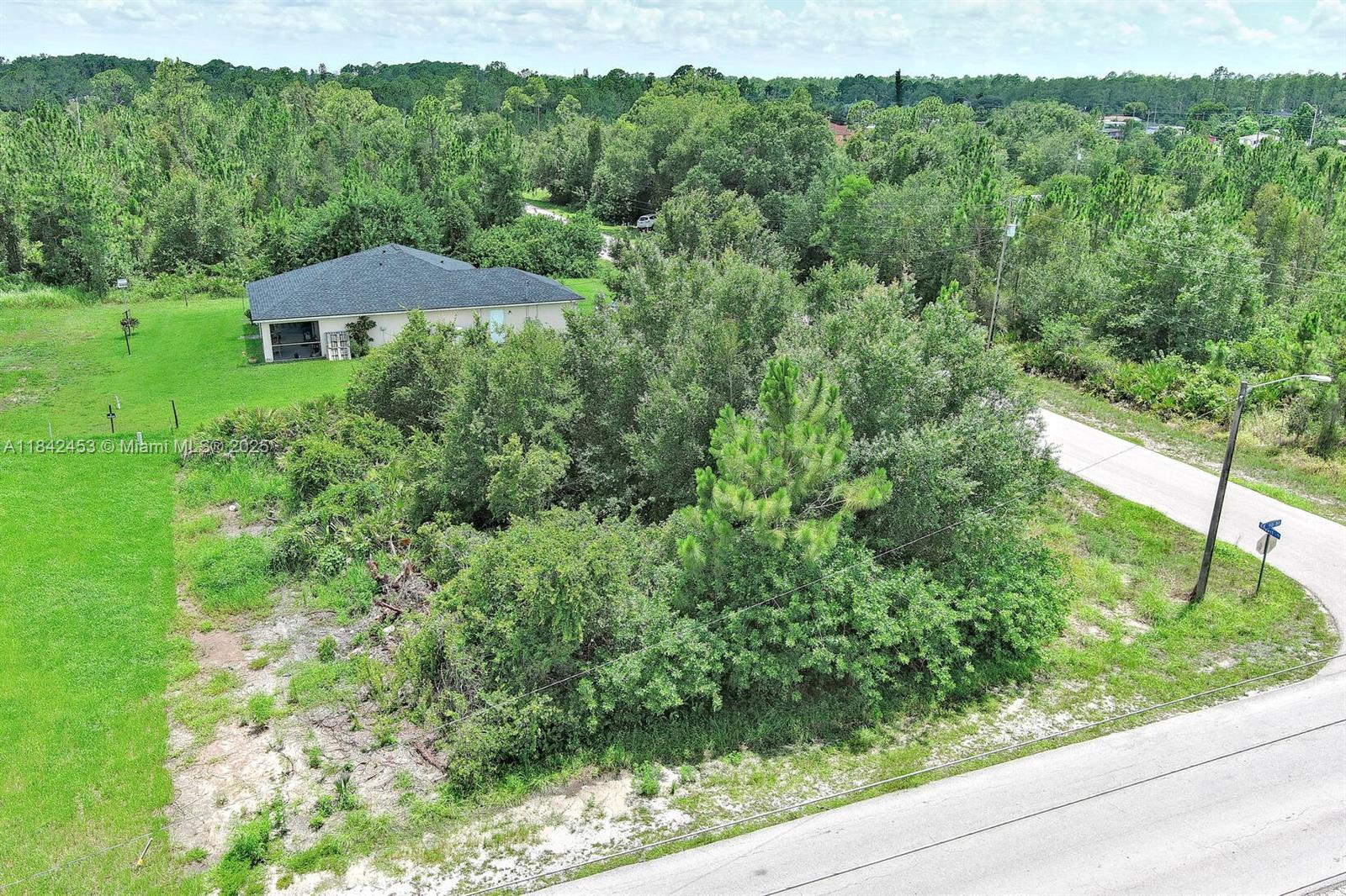 2500 E 10th St, Lehigh Acres, Florida image 6