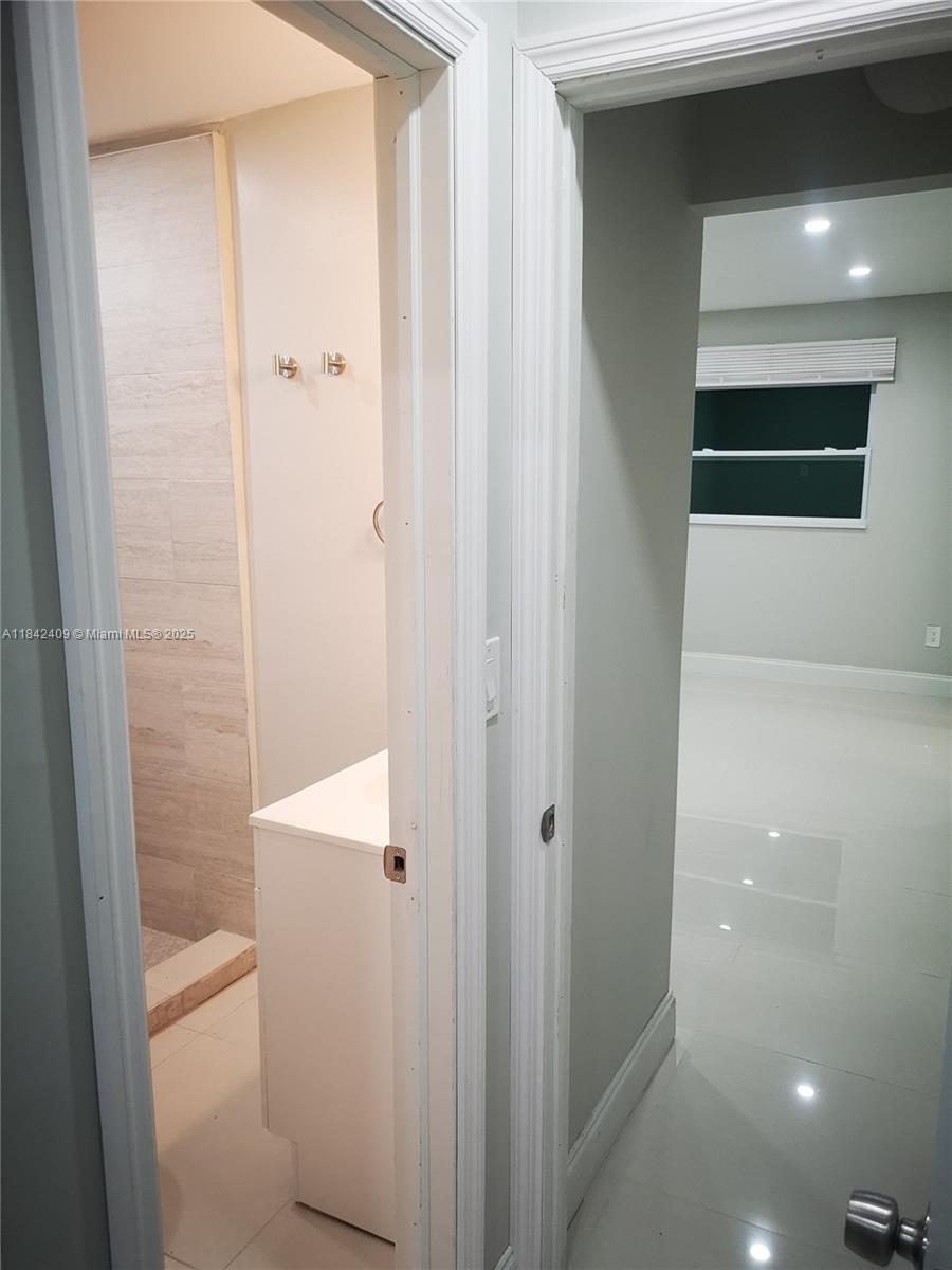 272 NW 58th St, Miami, Florida image 10