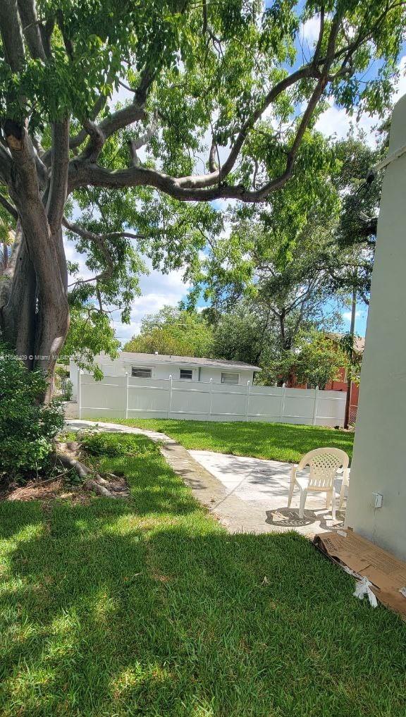 272 NW 58th St, Miami, Florida image 17