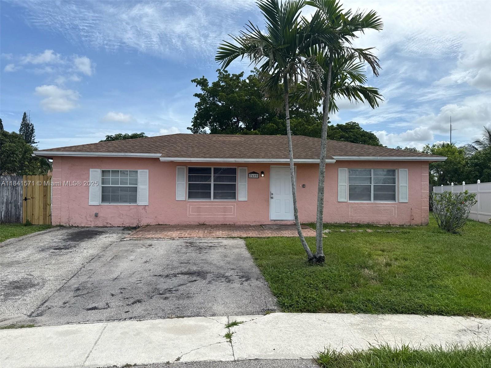 7699 SW 6th St, North Lauderdale, Florida image 1