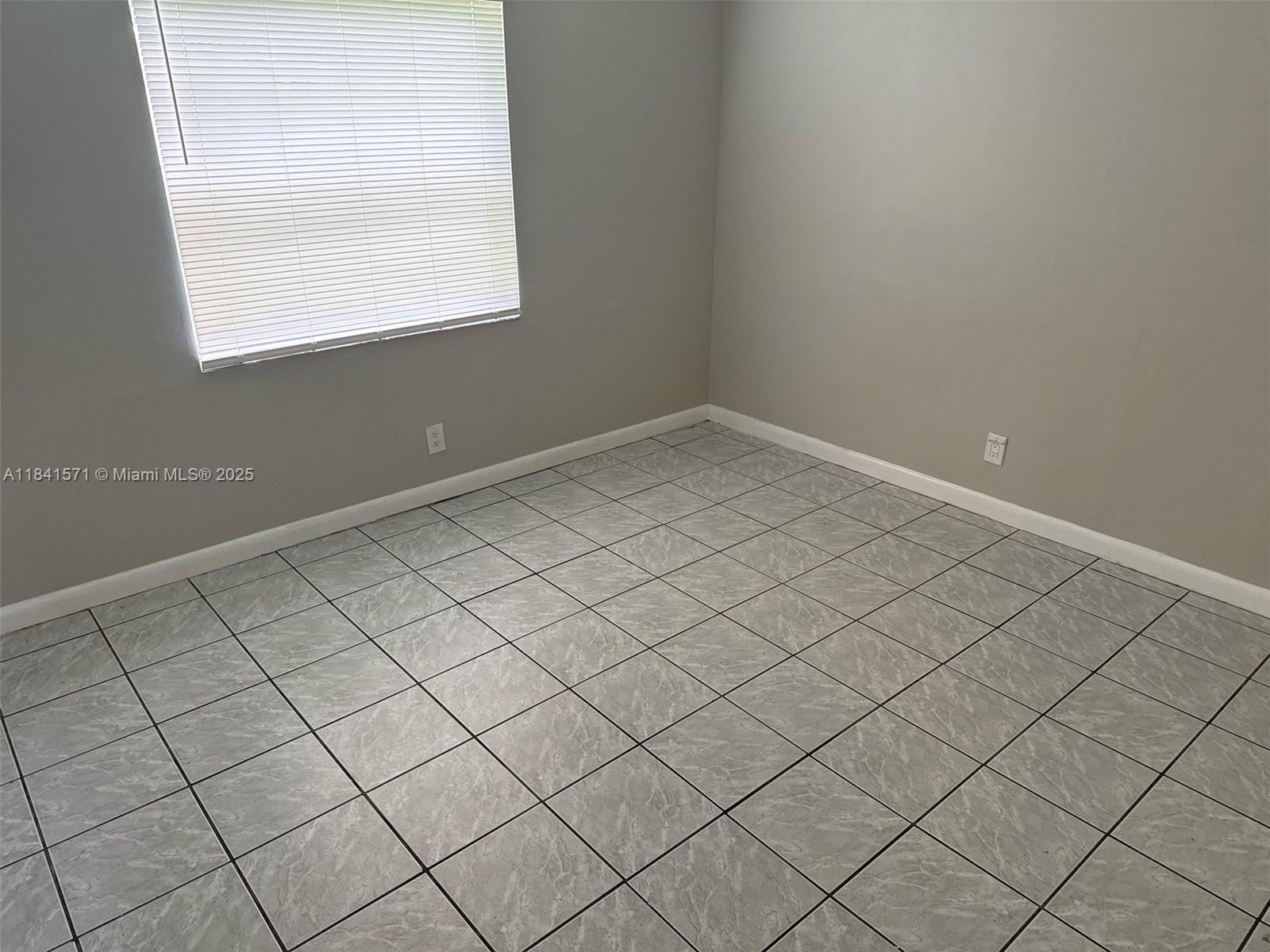 7699 SW 6th St, North Lauderdale, Florida image 12