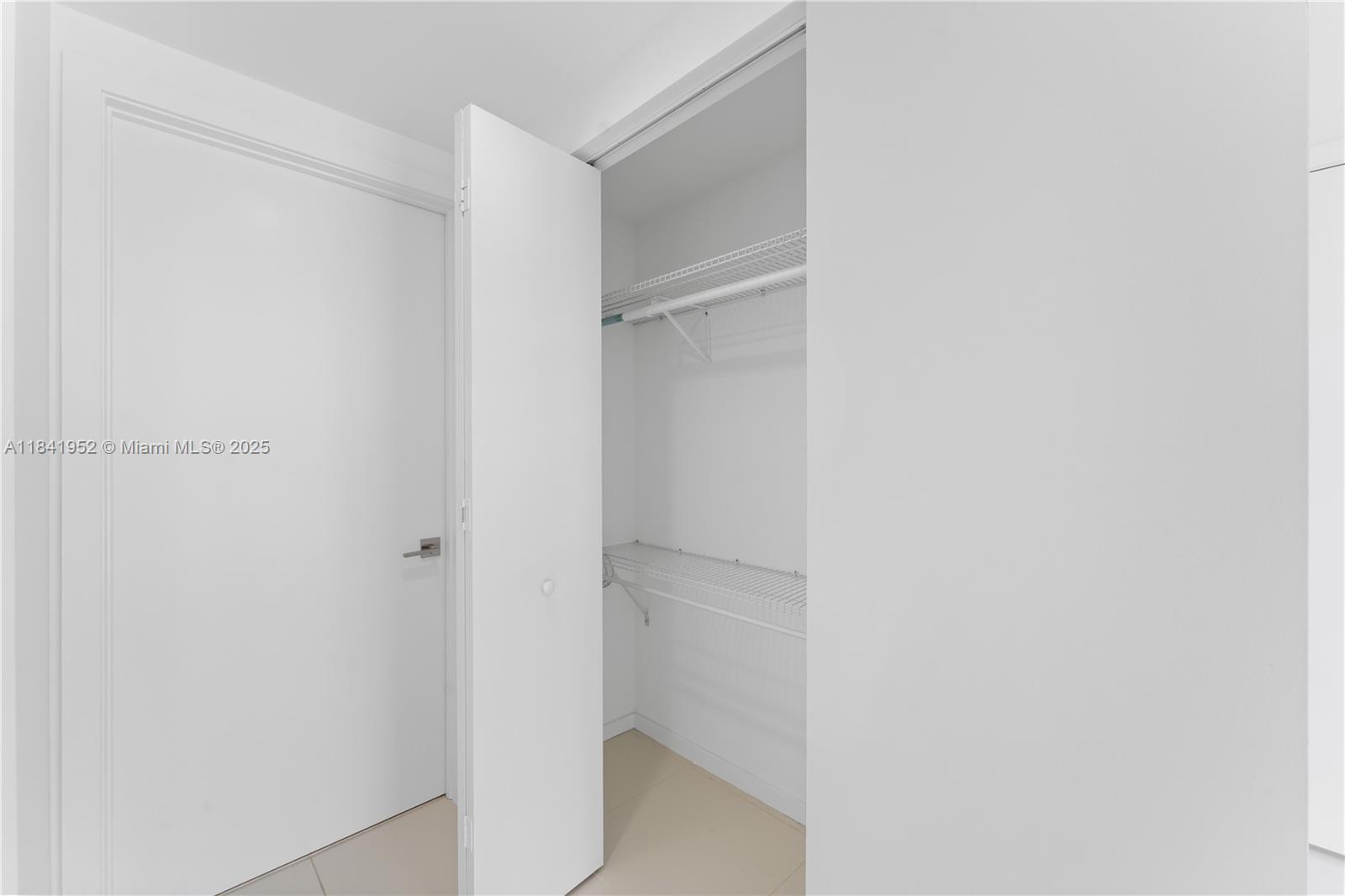 5300 NW Paseo Blvd #805, Doral, Florida image 14