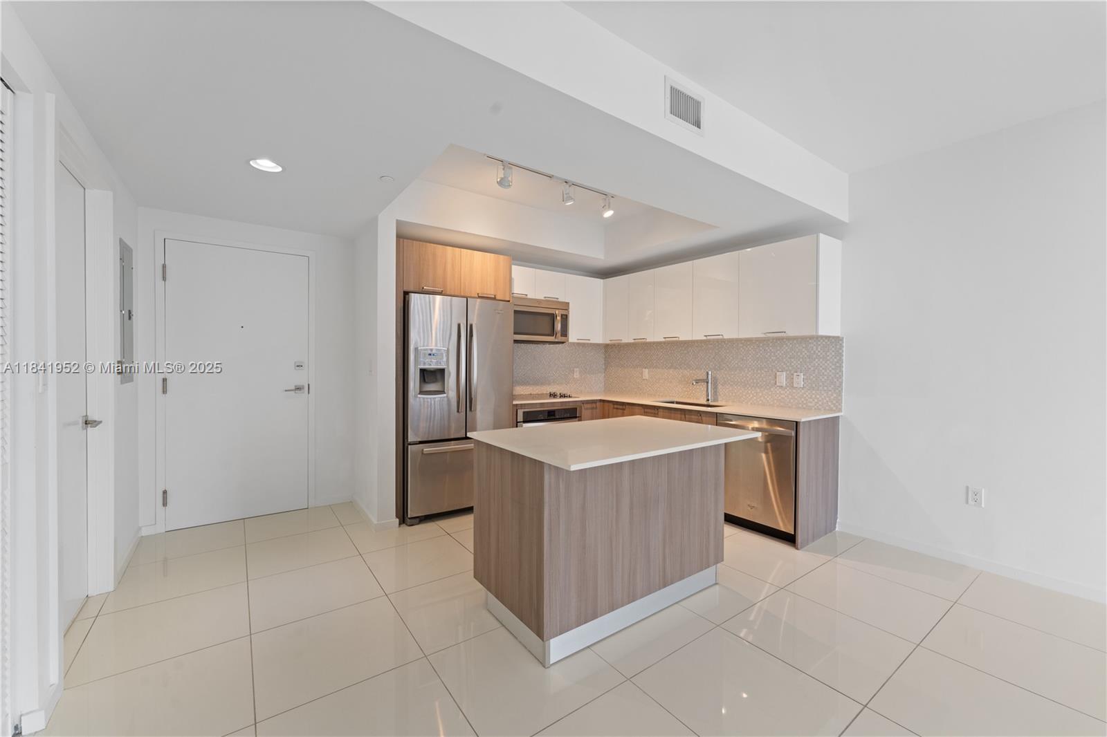 5300 NW Paseo Blvd #805, Doral, Florida image 5