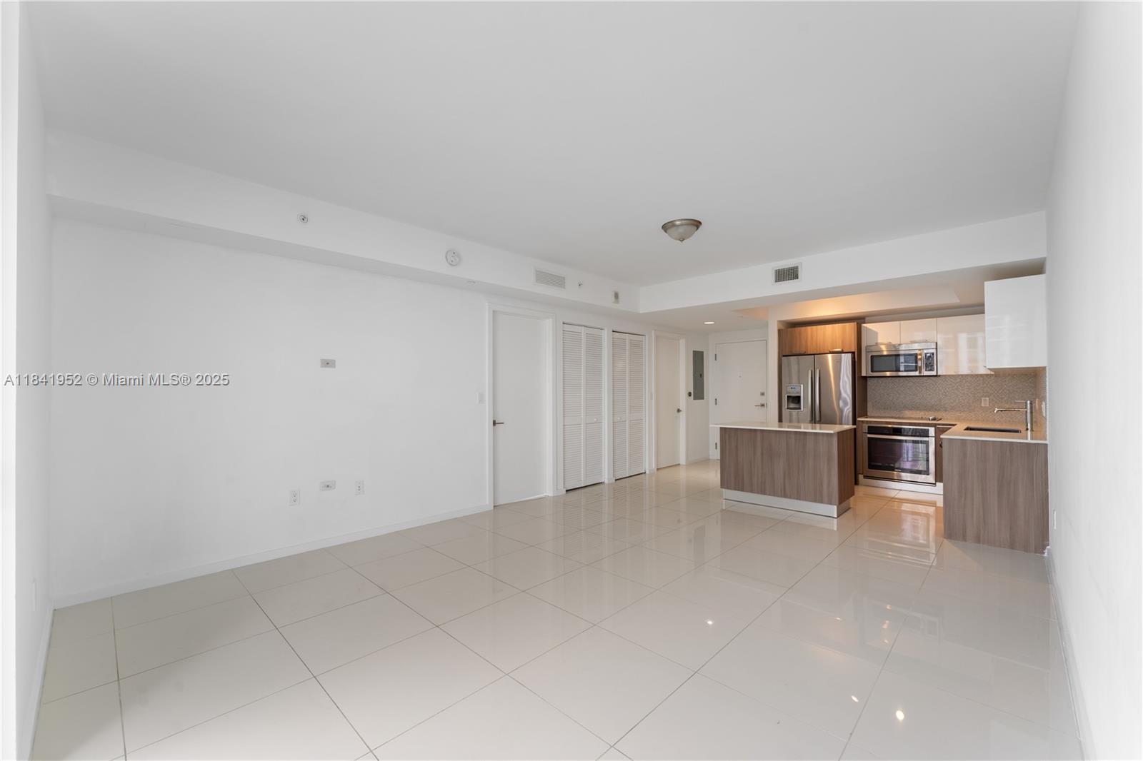 5300 NW Paseo Blvd #805, Doral, Florida image 9