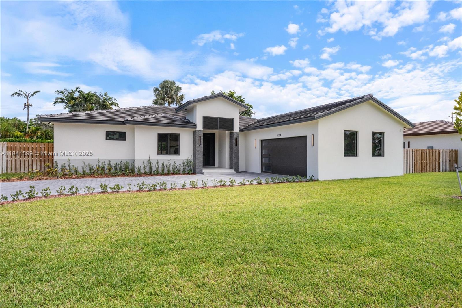 8231 SW 193rd Terrace, Cutler Bay, Florida image 1