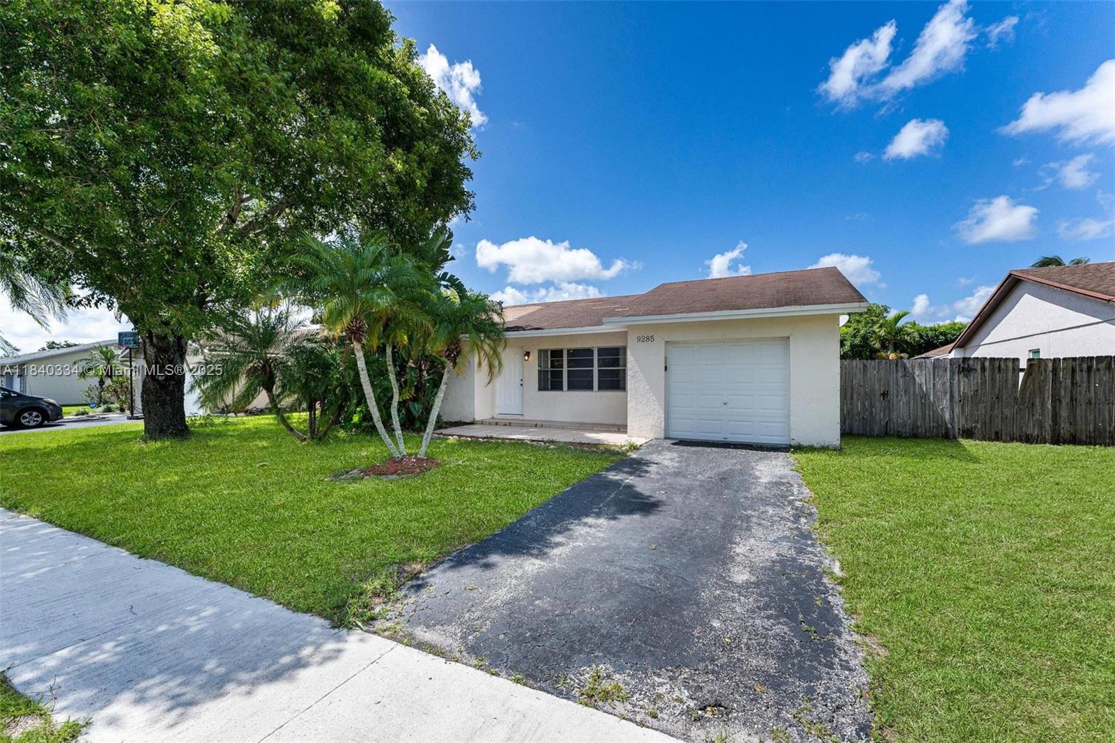 9285 Affirmed Ln, Boca Raton, Florida image 1