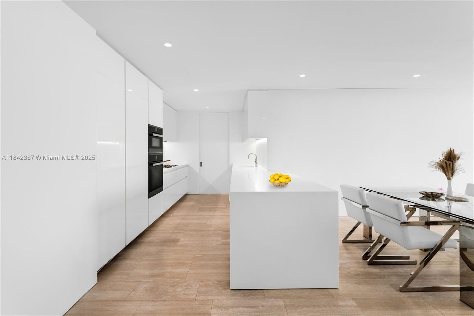 Property photo # 6