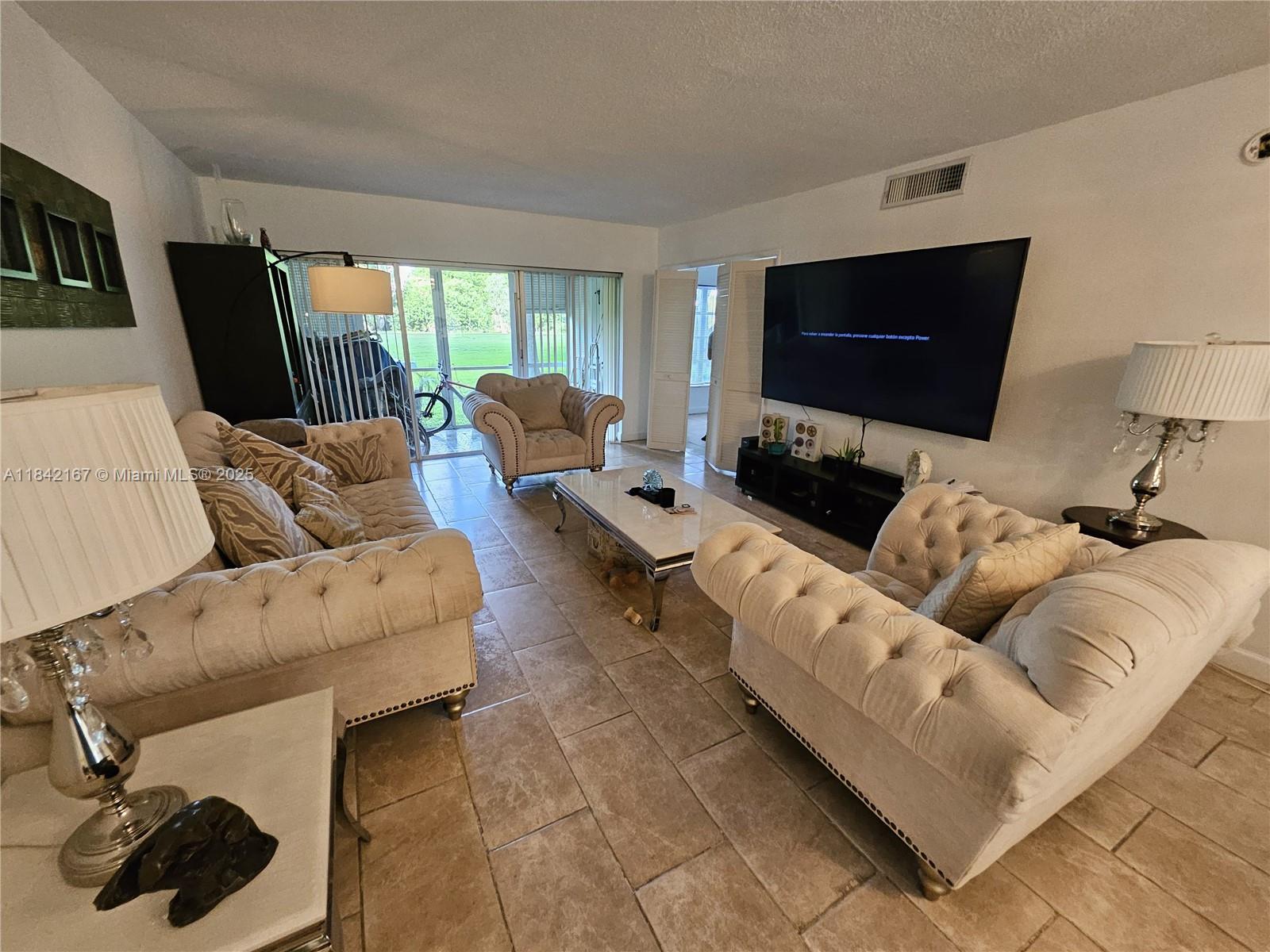 3250 N Palm Aire Dr #103, Pompano Beach, Florida image 3