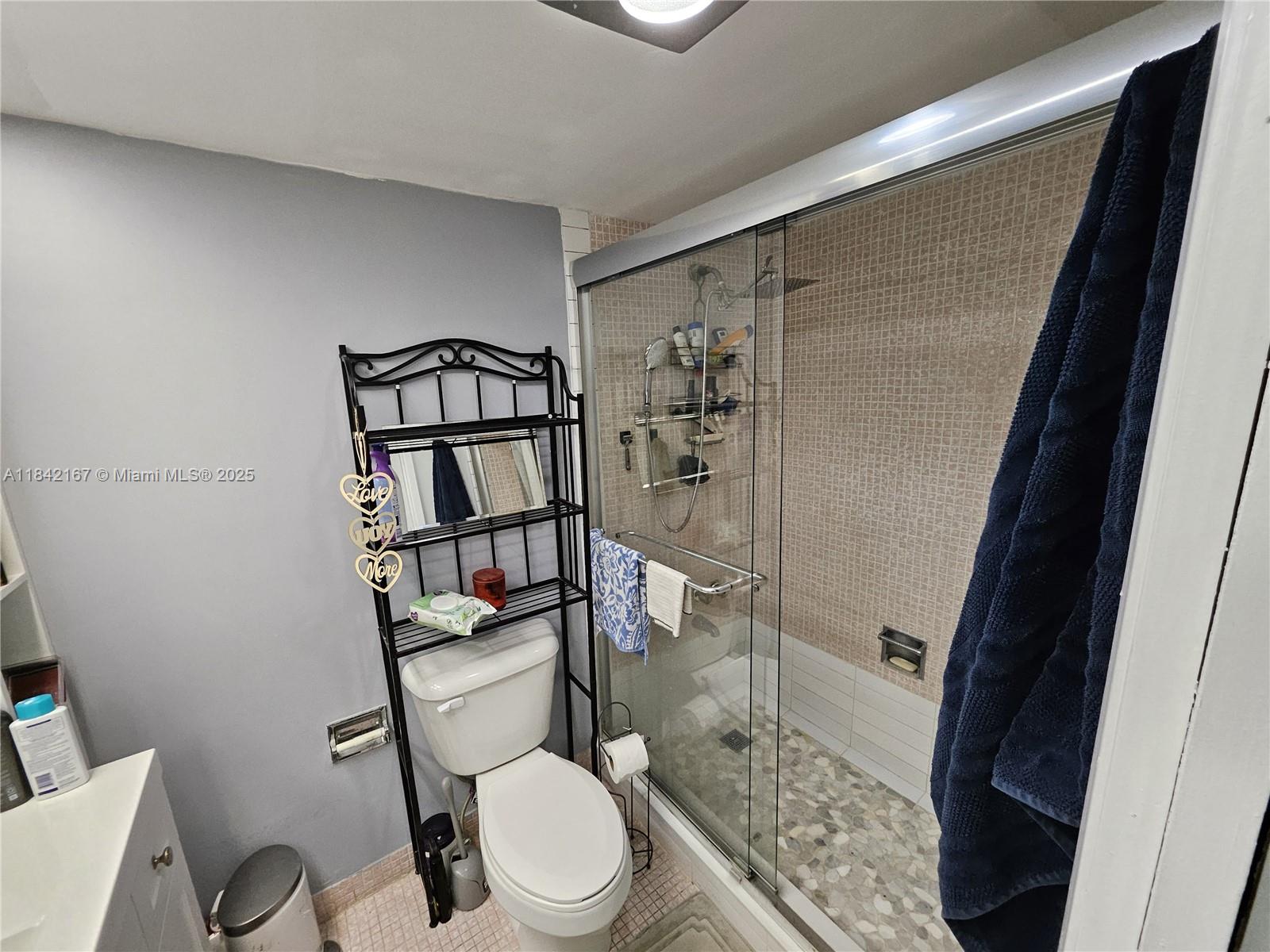 3250 N Palm Aire Dr #103, Pompano Beach, Florida image 9