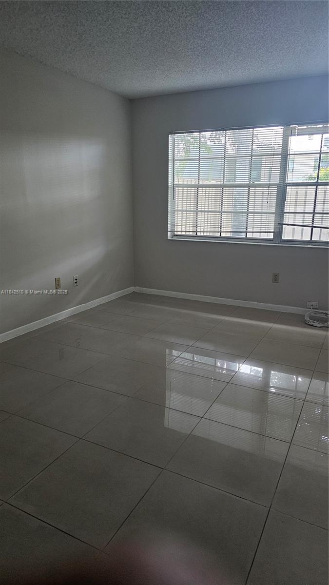 7502 Nova Dr #2, Davie, Florida image 13
