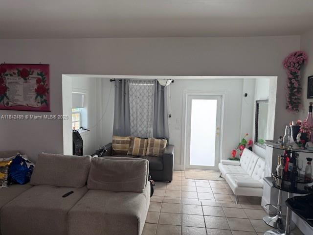 1571 NE 11th St, Homestead, Florida image 3