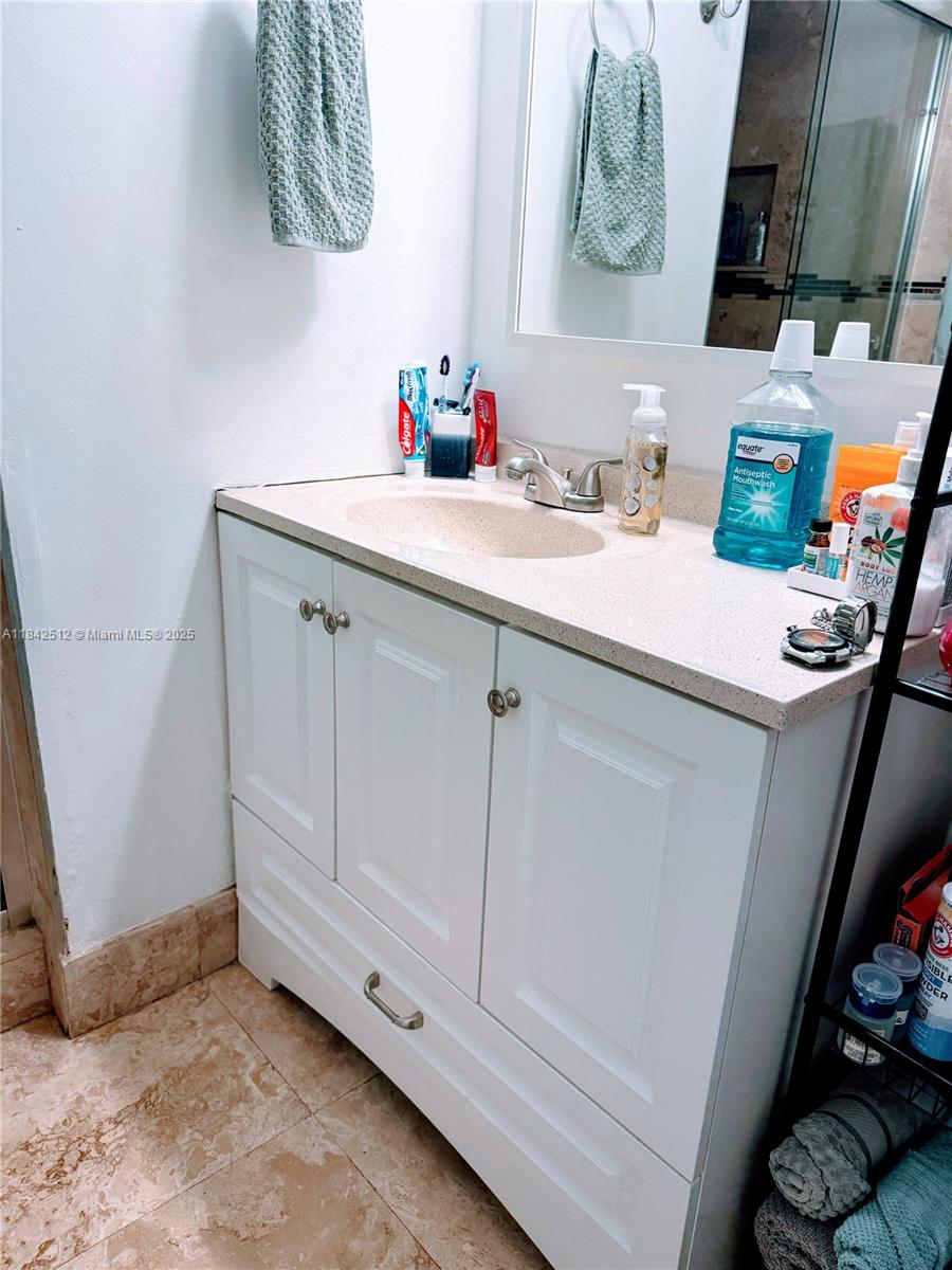 1621 SW 93rd Ct, Miami, Florida image 6