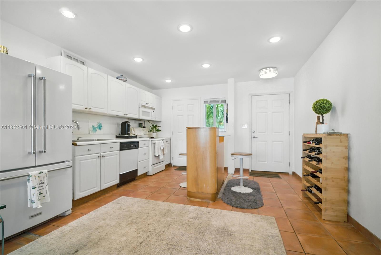 Property photo # 8