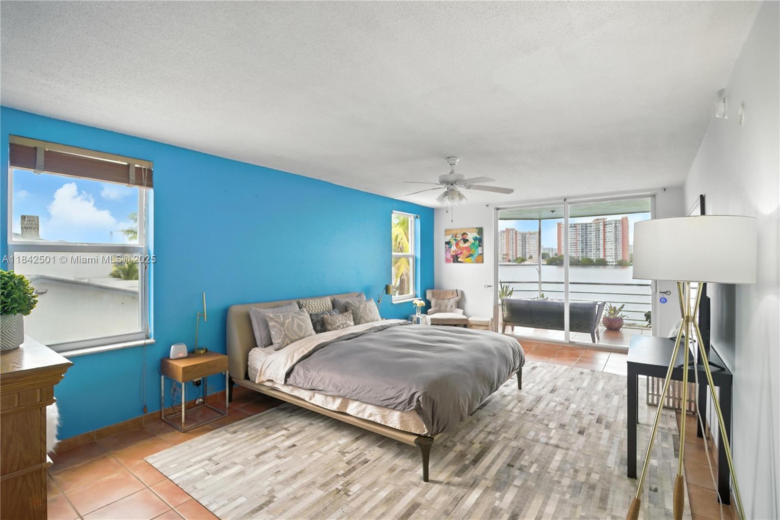 Property photo # 4