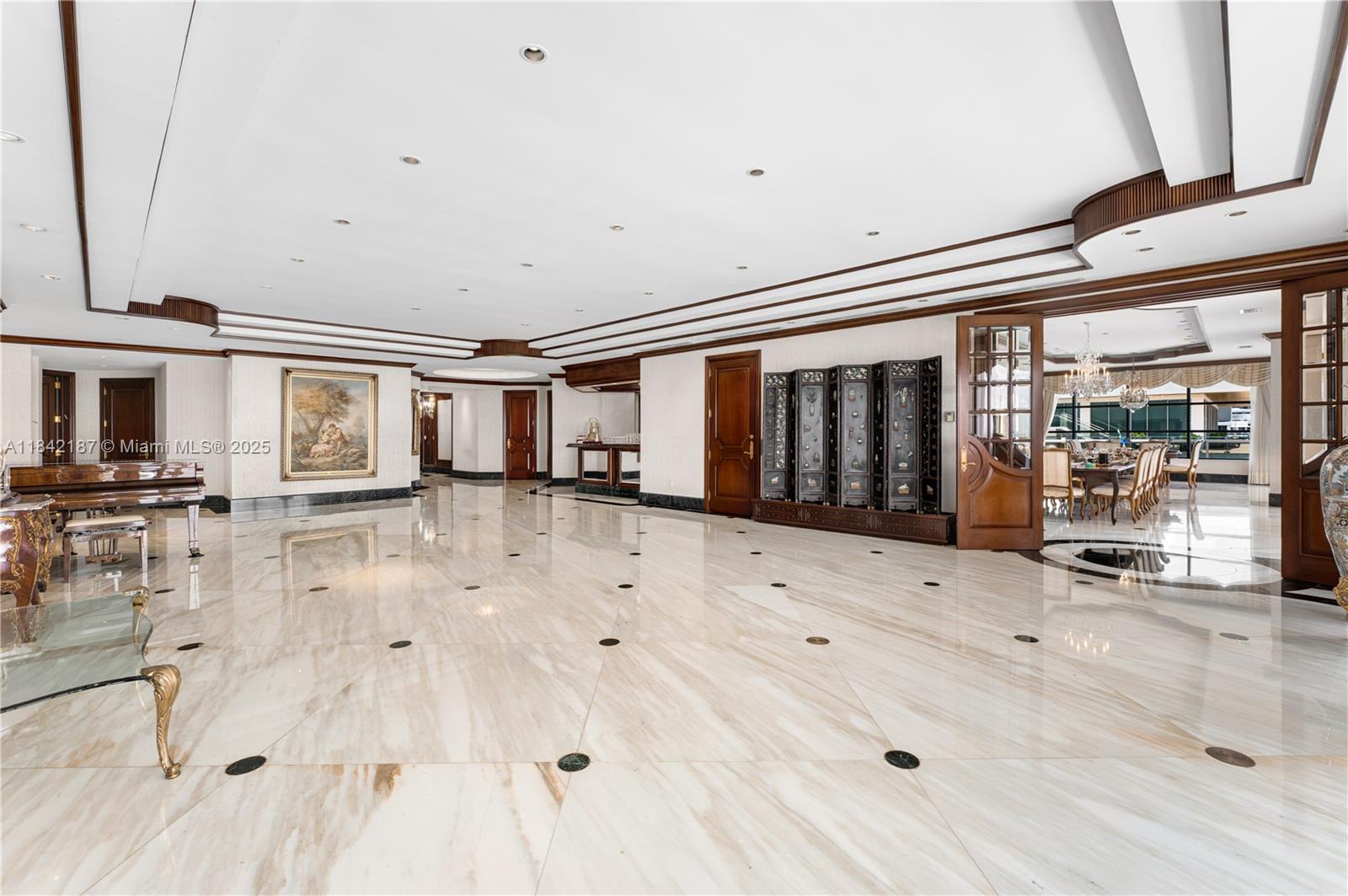 5757 Collins Ave #PH-4, Miami Beach, Florida image 12