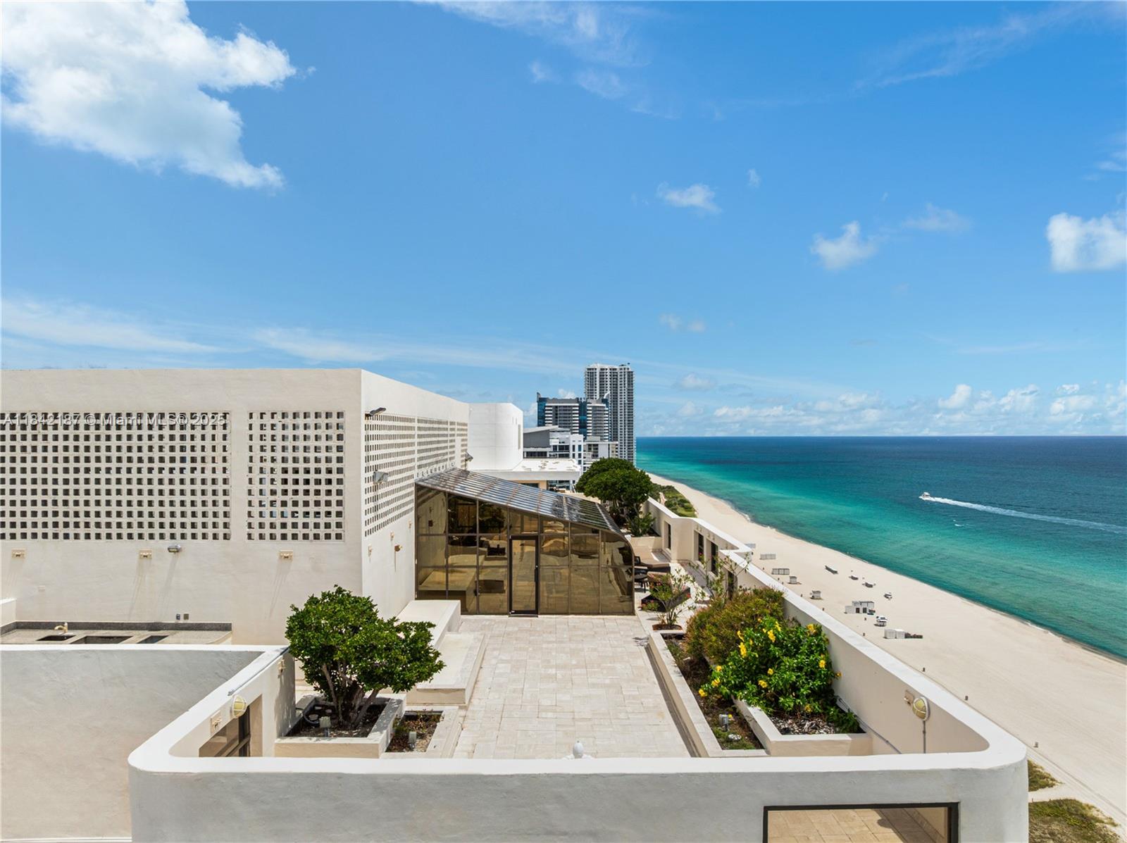 5757 Collins Ave #PH-4, Miami Beach, Florida image 25