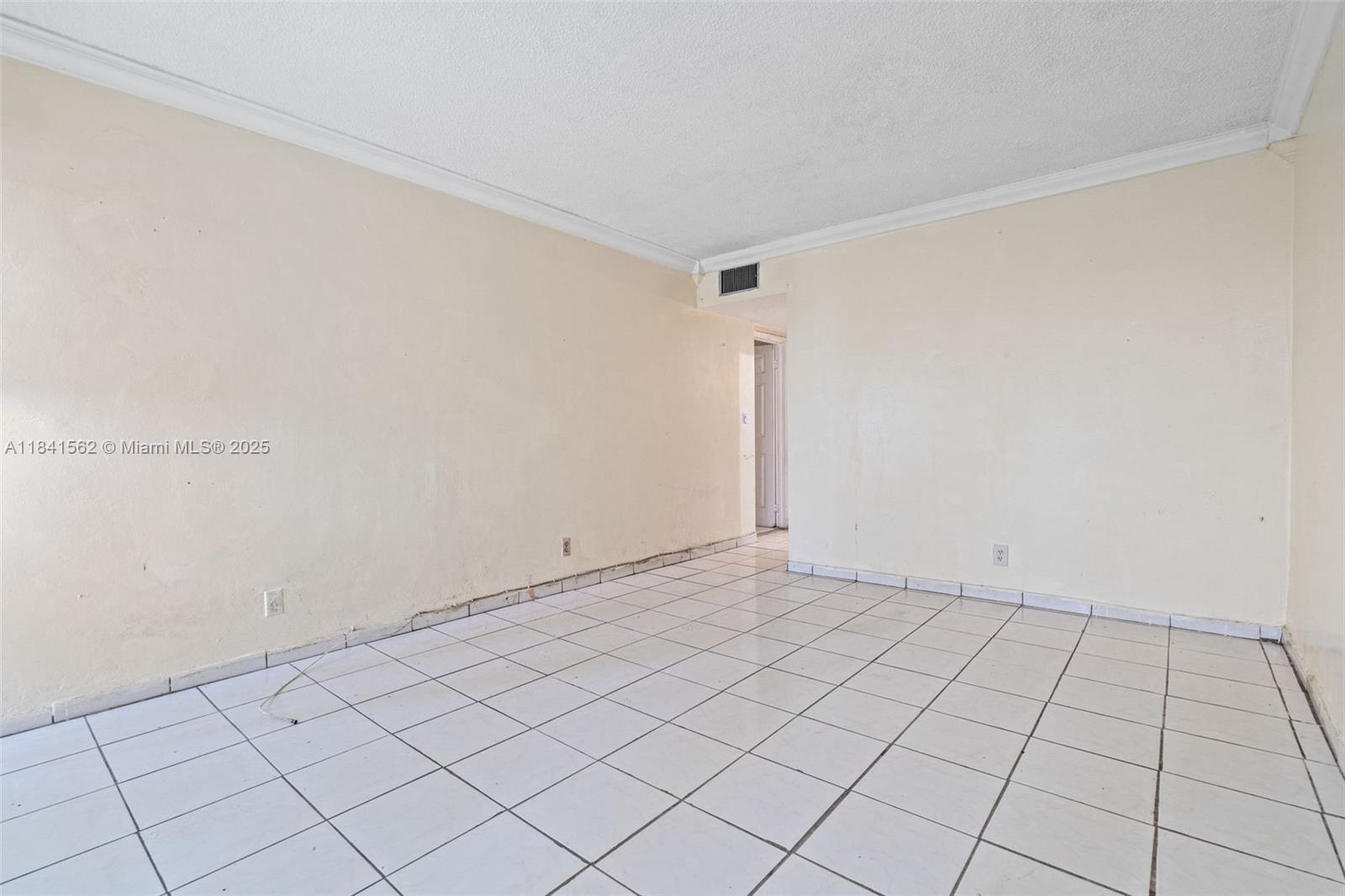 3301 Spanish Moss Ter #806, Lauderhill, Florida image 19