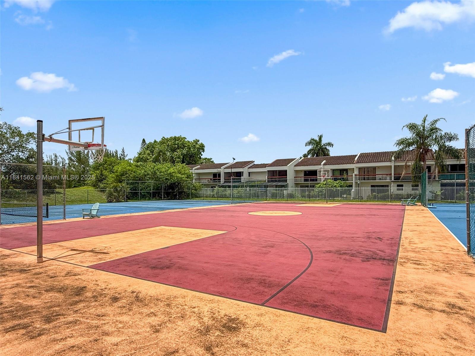 3301 Spanish Moss Ter #806, Lauderhill, Florida image 28