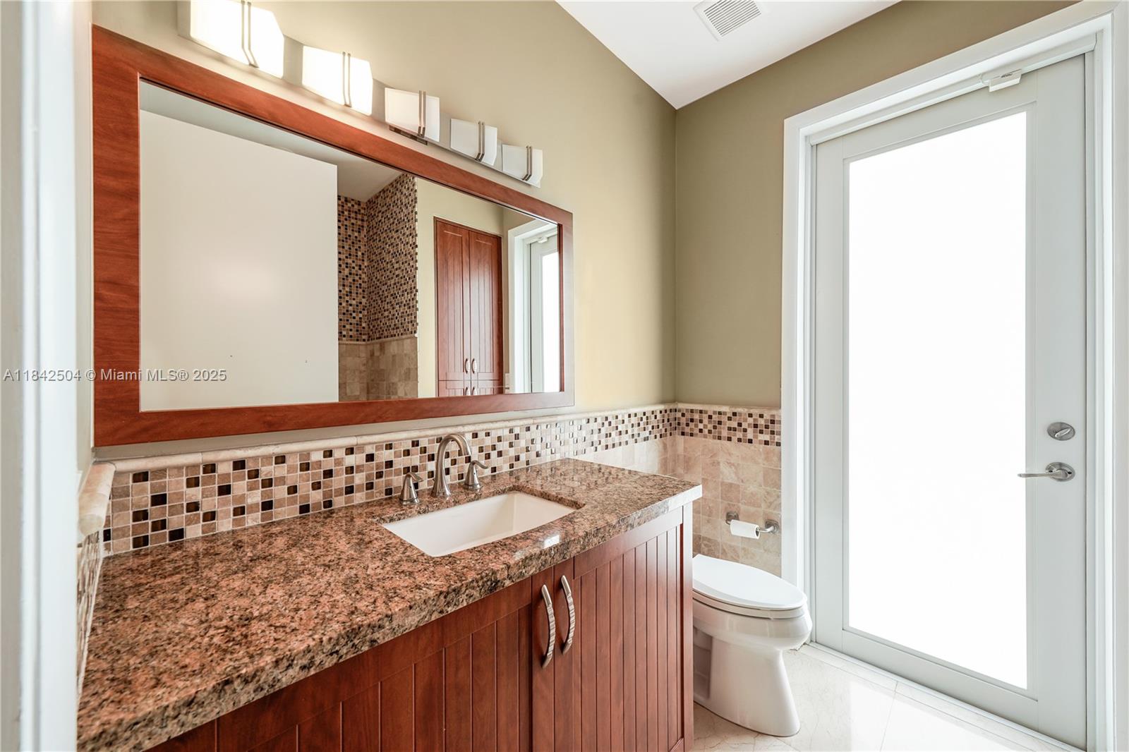 2458 Provence Ct, Weston, Florida image 33