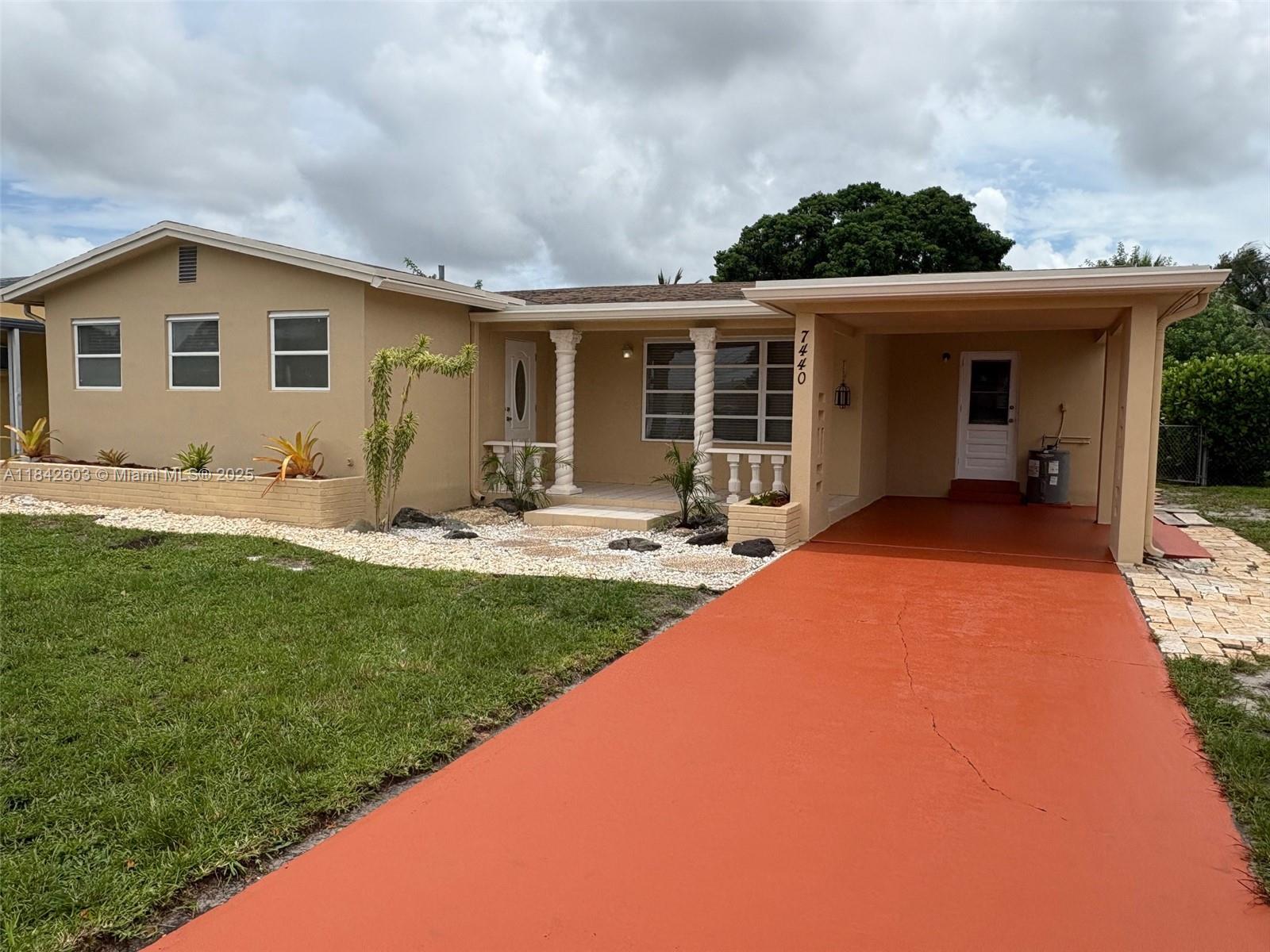 Residential, Hollywood, Florida image 1