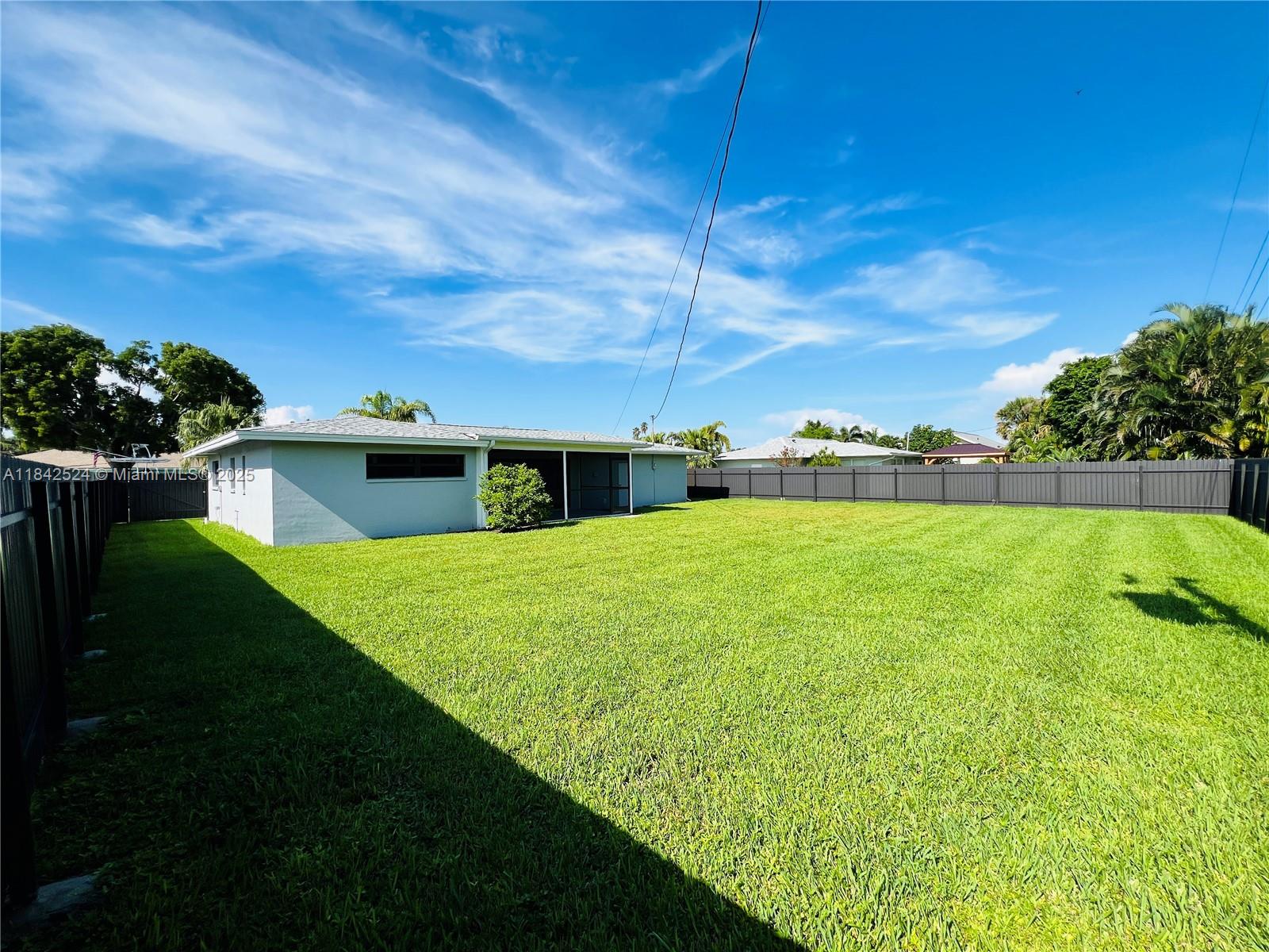 235 SE 44th St, Cape Coral, Florida image 22