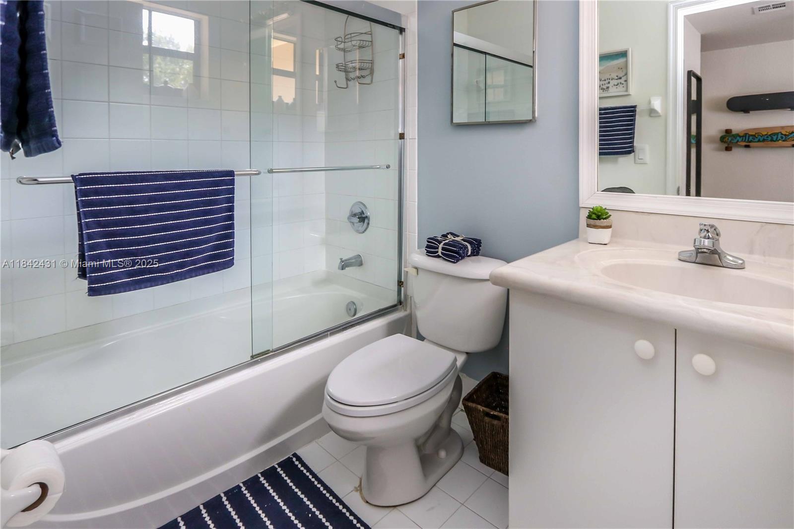 4333 Vineyard Cir, Weston, Florida image 19