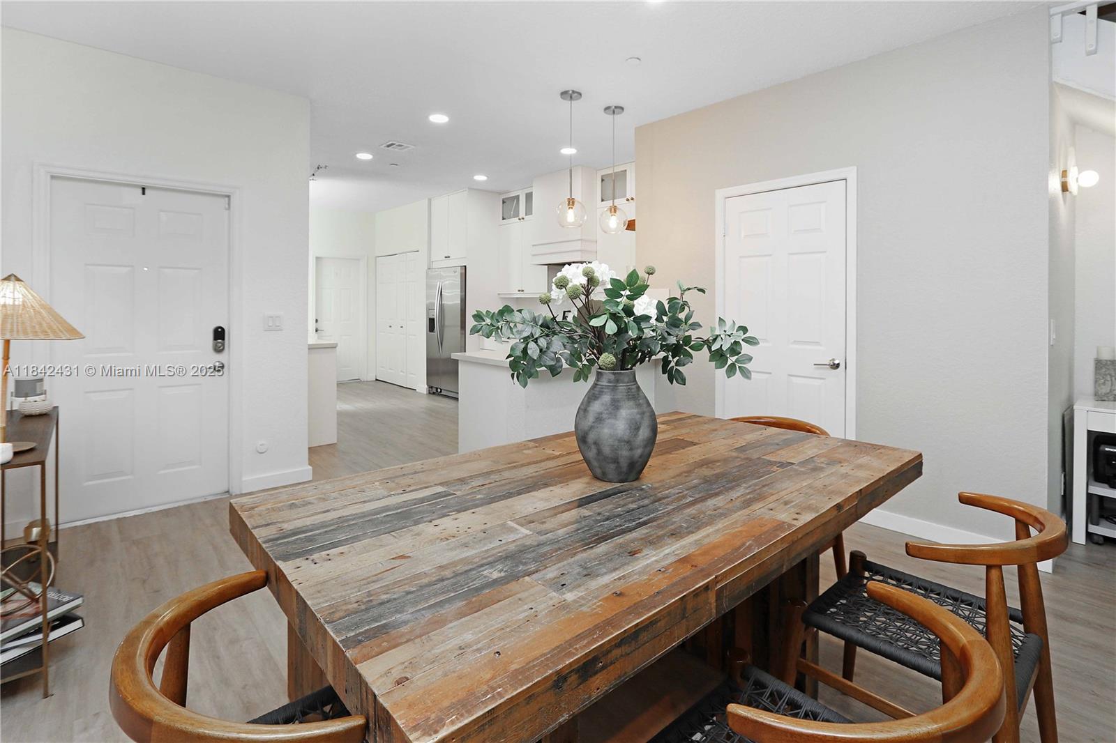 4333 Vineyard Cir, Weston, Florida image 5