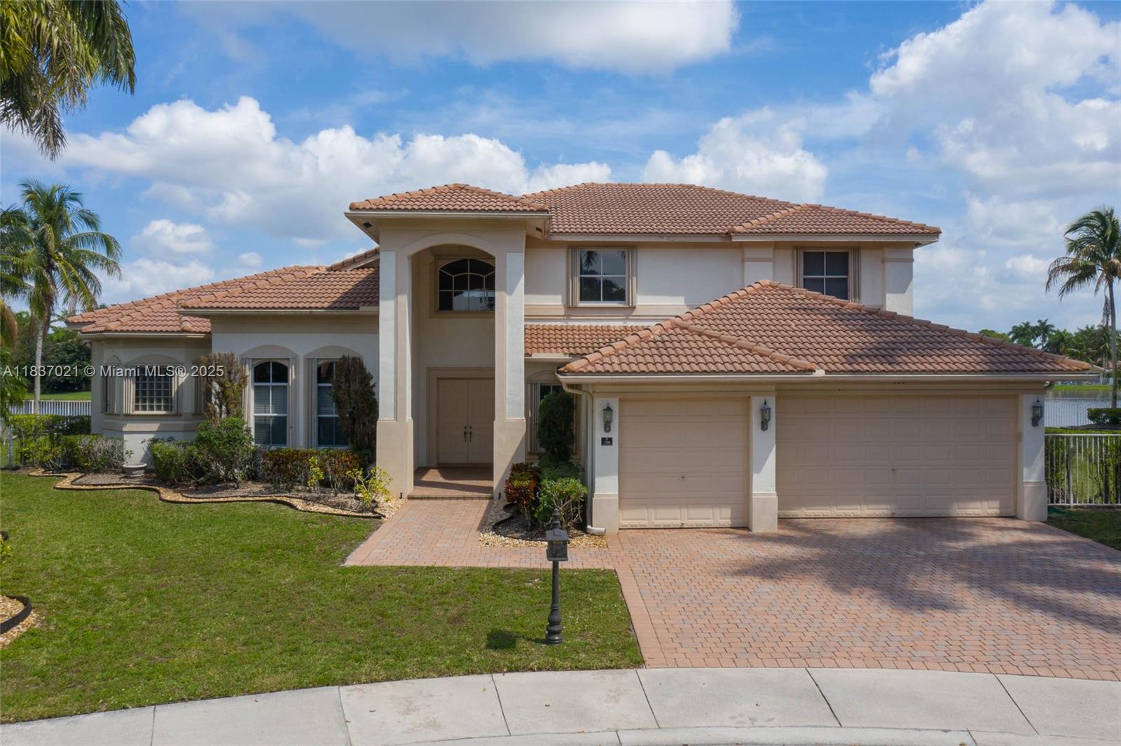 934 Gulfstream Ct, Weston, Florida image 1