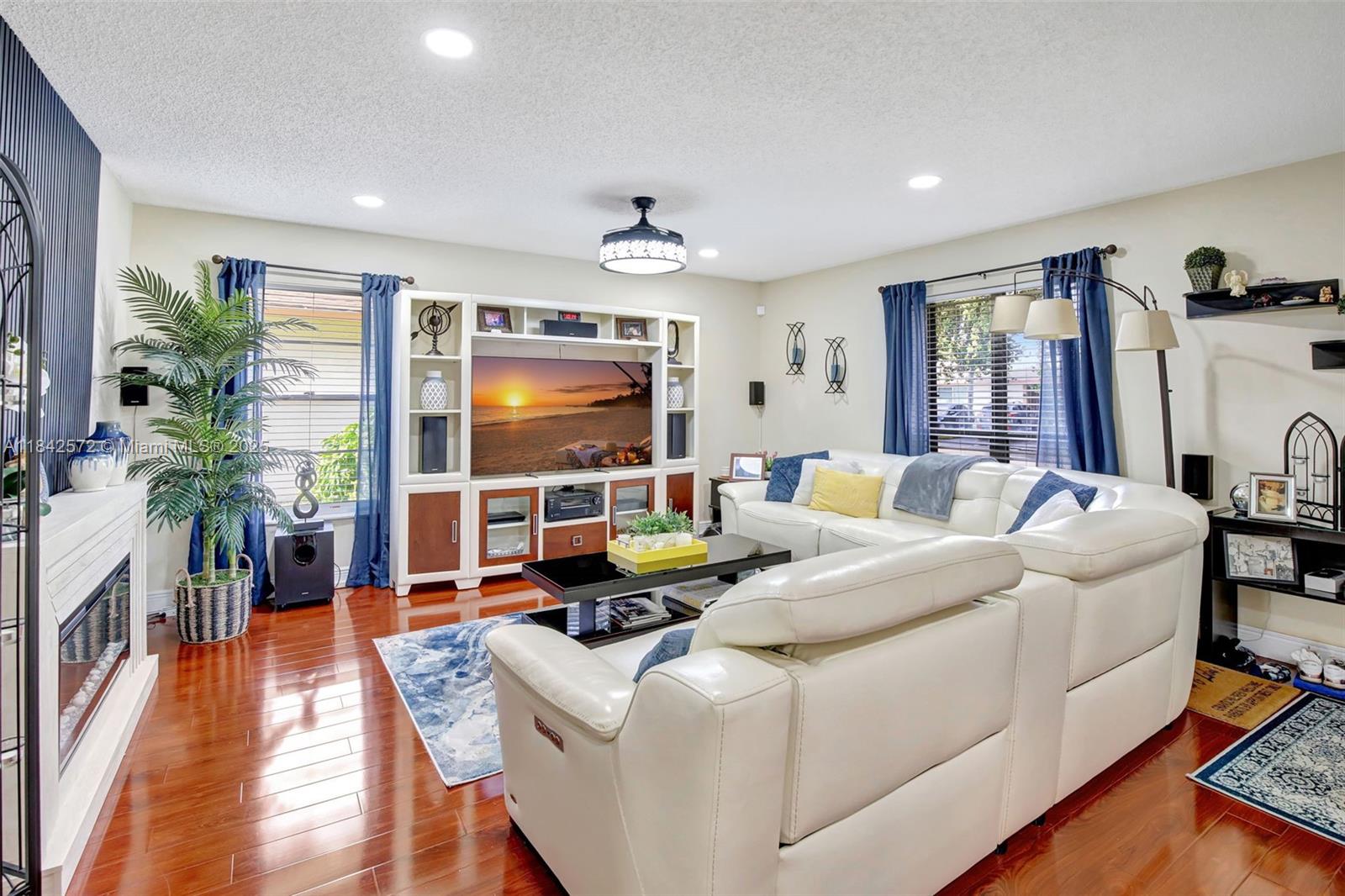 2078 SW 71st Way, Davie, Florida image 10