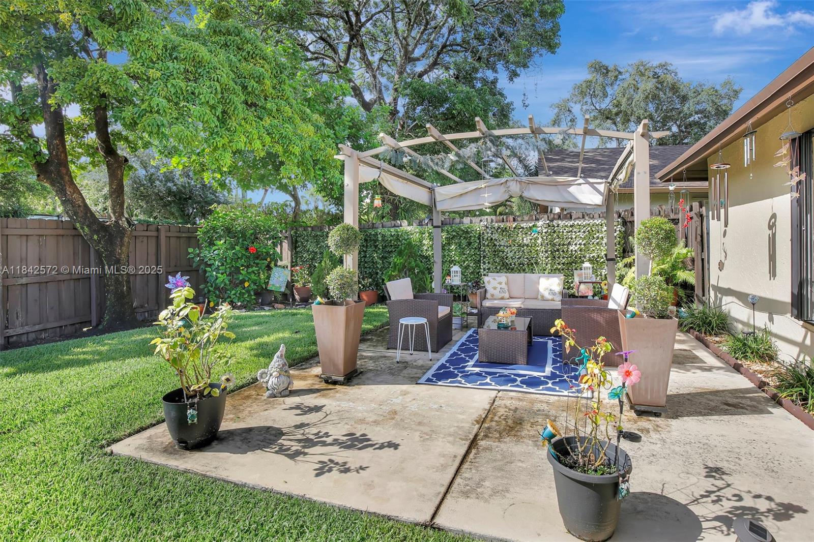 2078 SW 71st Way, Davie, Florida image 32