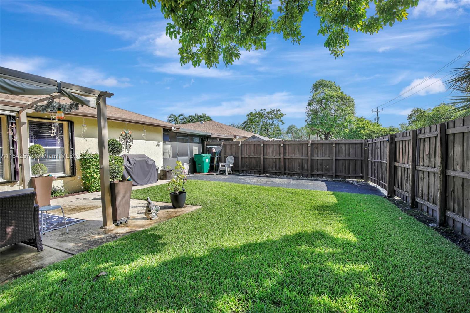 2078 SW 71st Way, Davie, Florida image 34