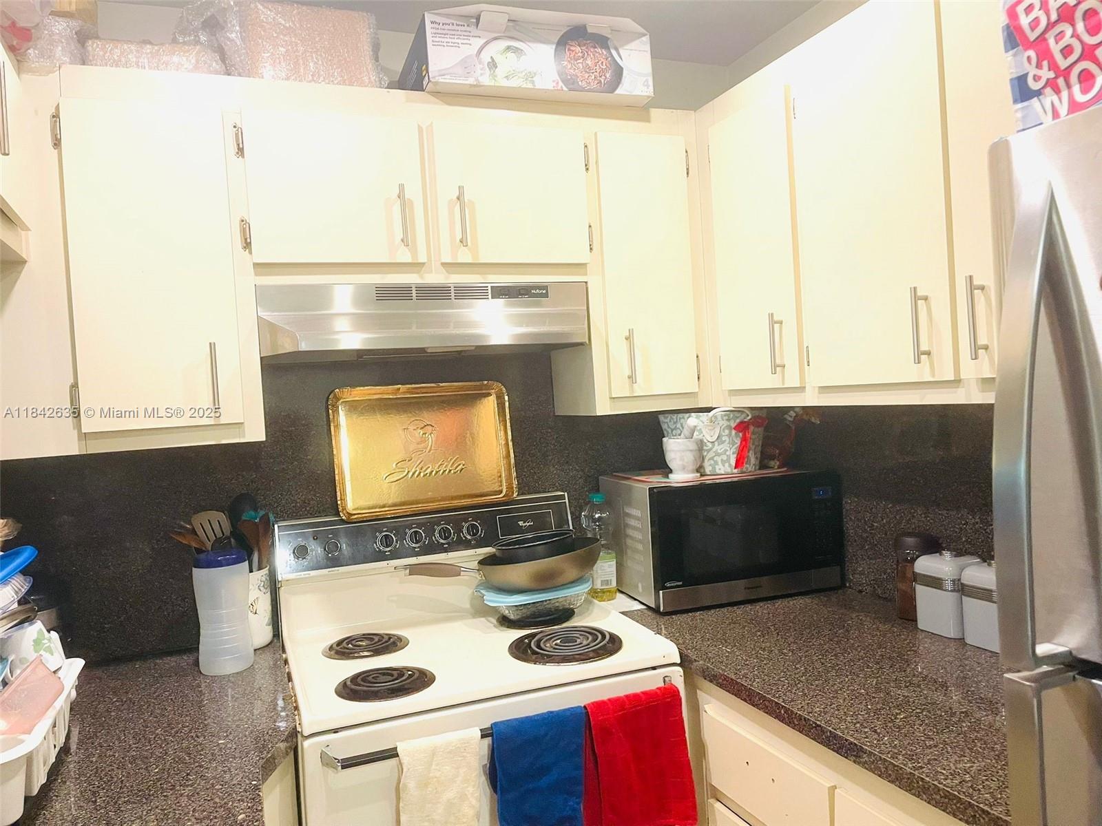 Property photo # 4