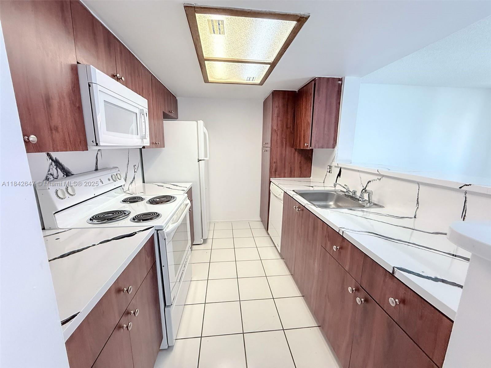 Property photo # 2