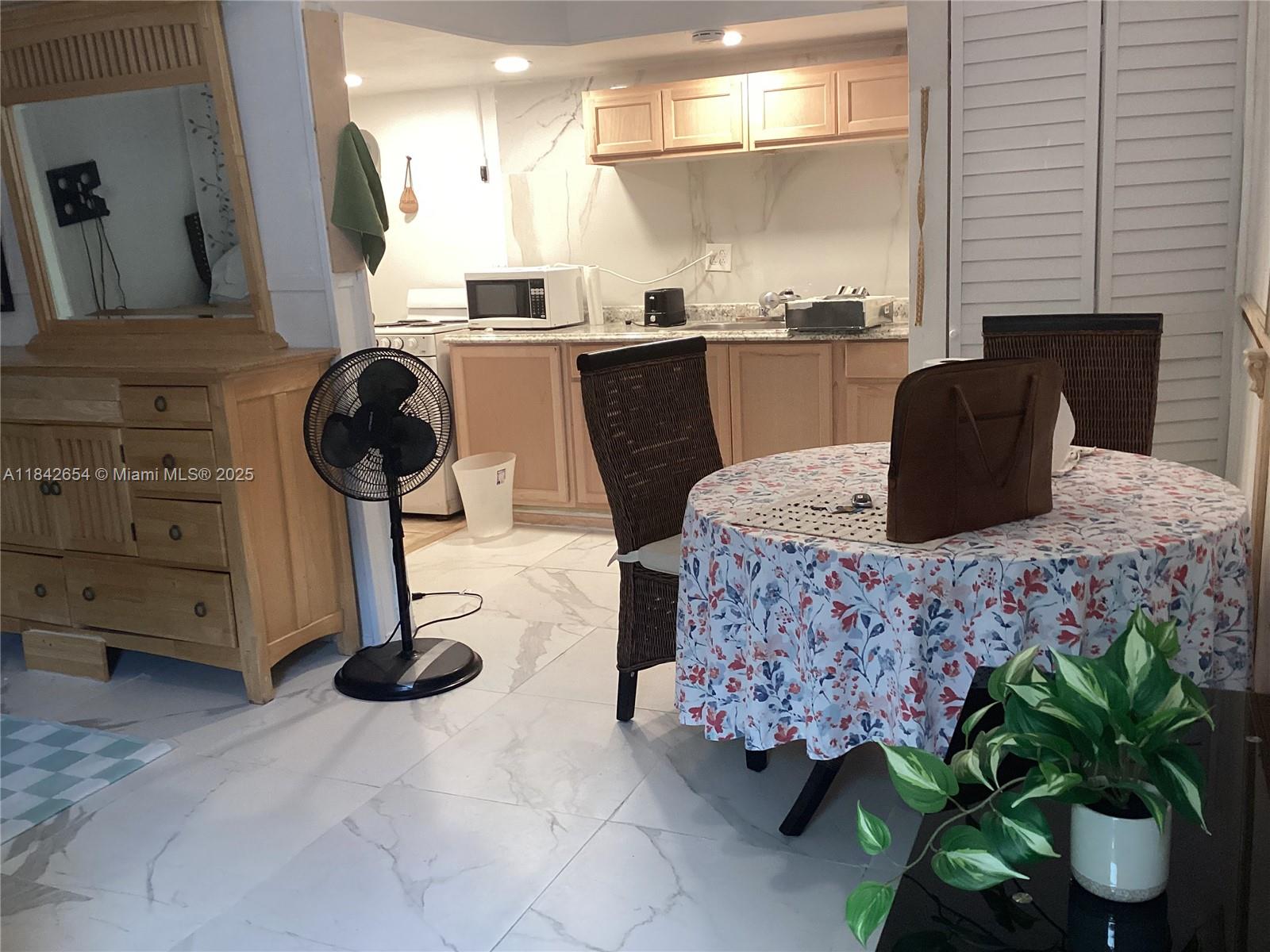 Property photo # 7