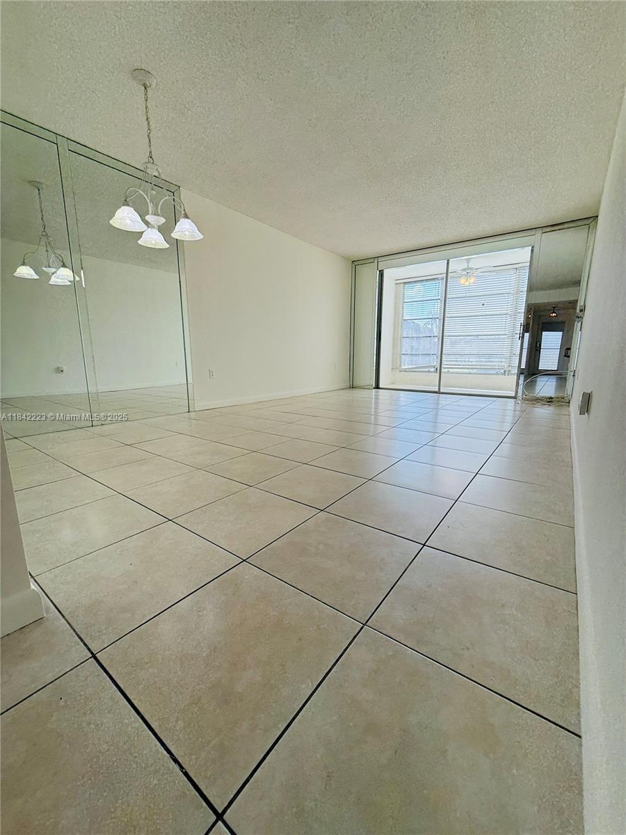 Residential, Sunrise, Florida image 12