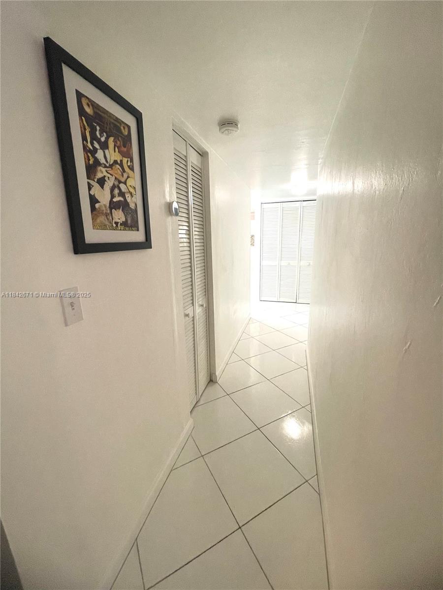 8821 W Flagler St #411, Miami, Florida image 9