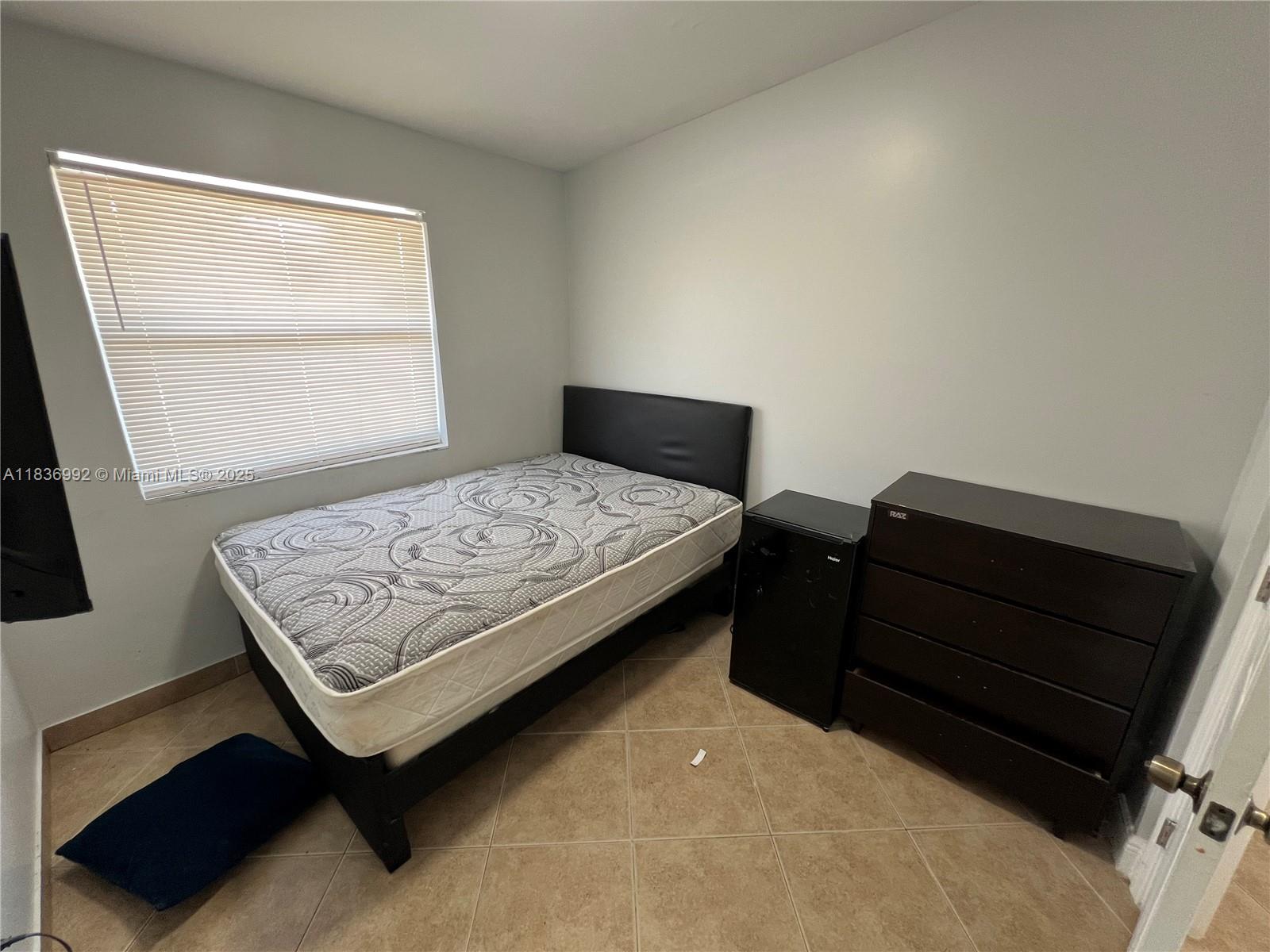 1885 NE 53rd St, Pompano Beach, Florida image 7