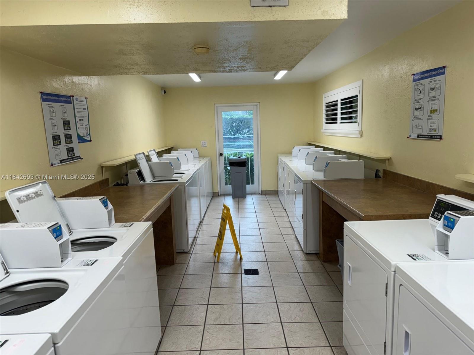 9301 SW 92nd Ave #204C, Miami, Florida image 4