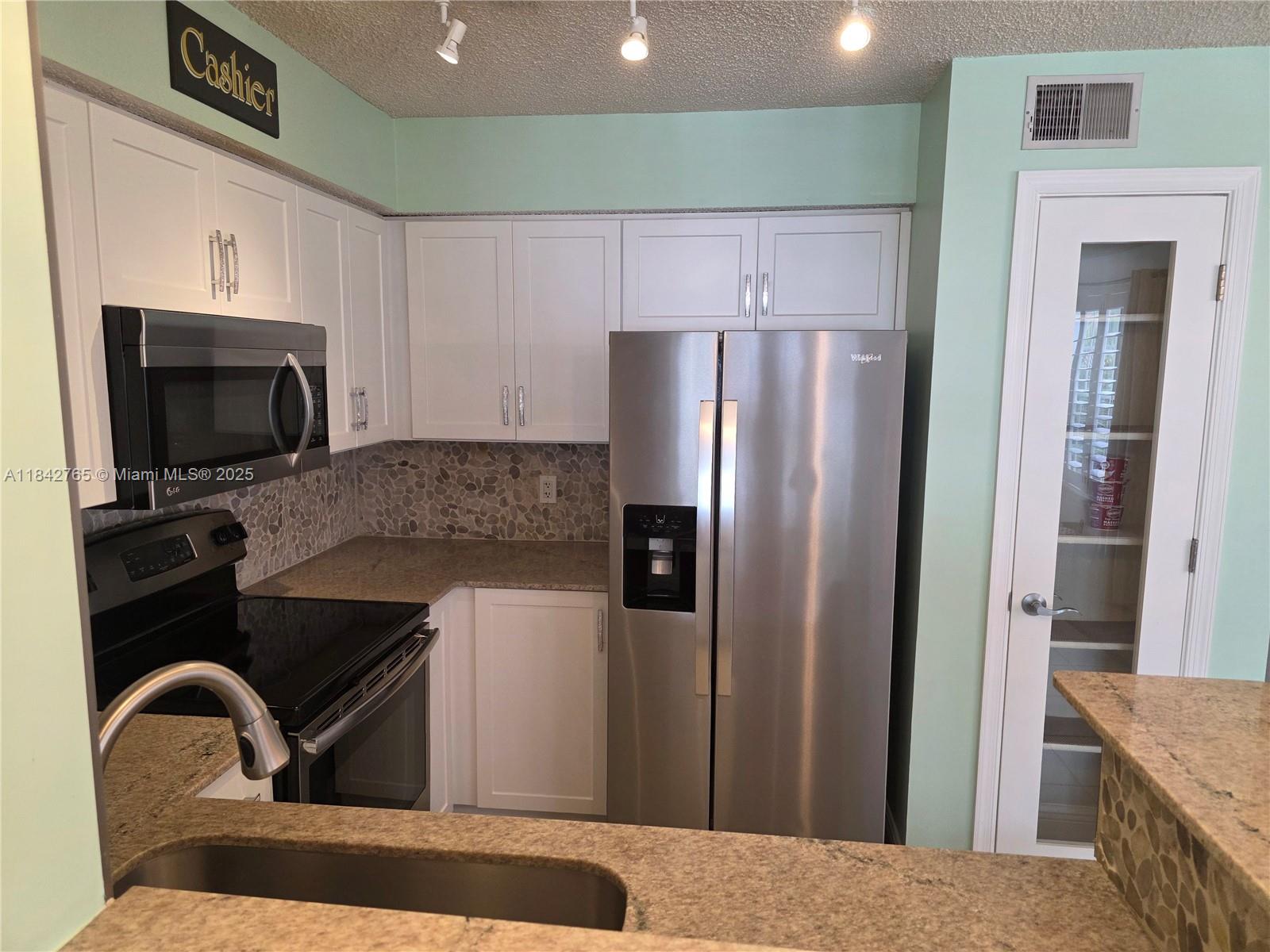 Property photo # 6