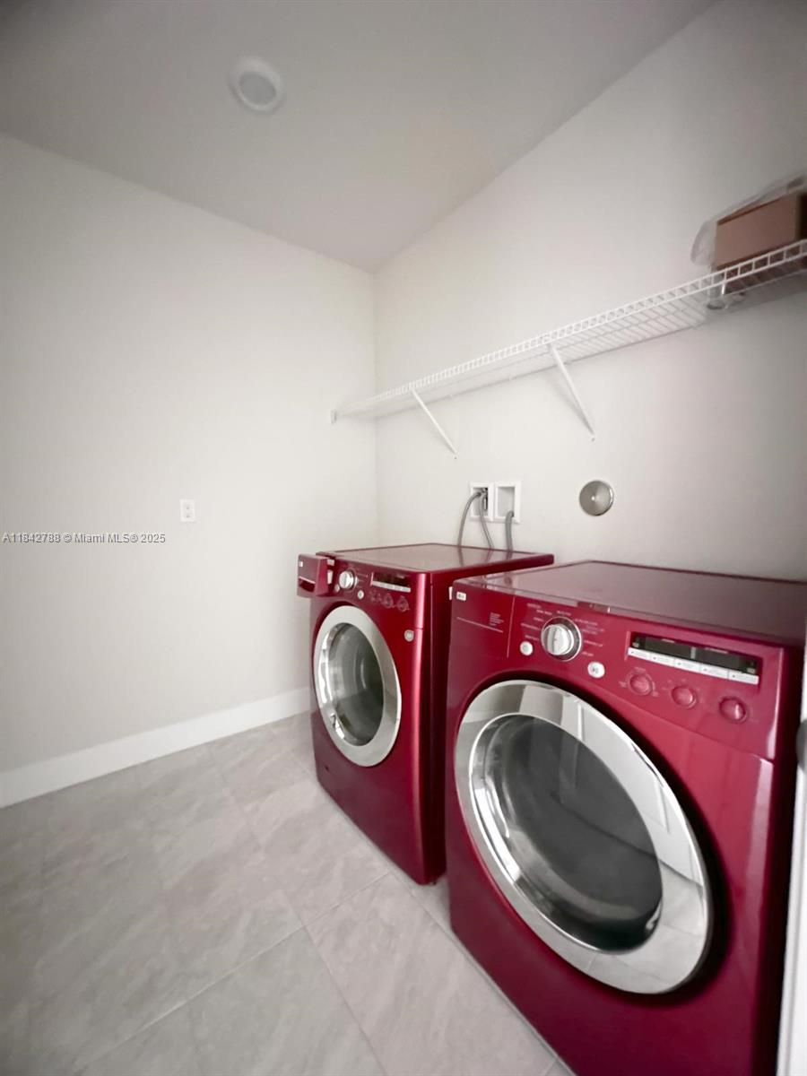 Property photo # 8