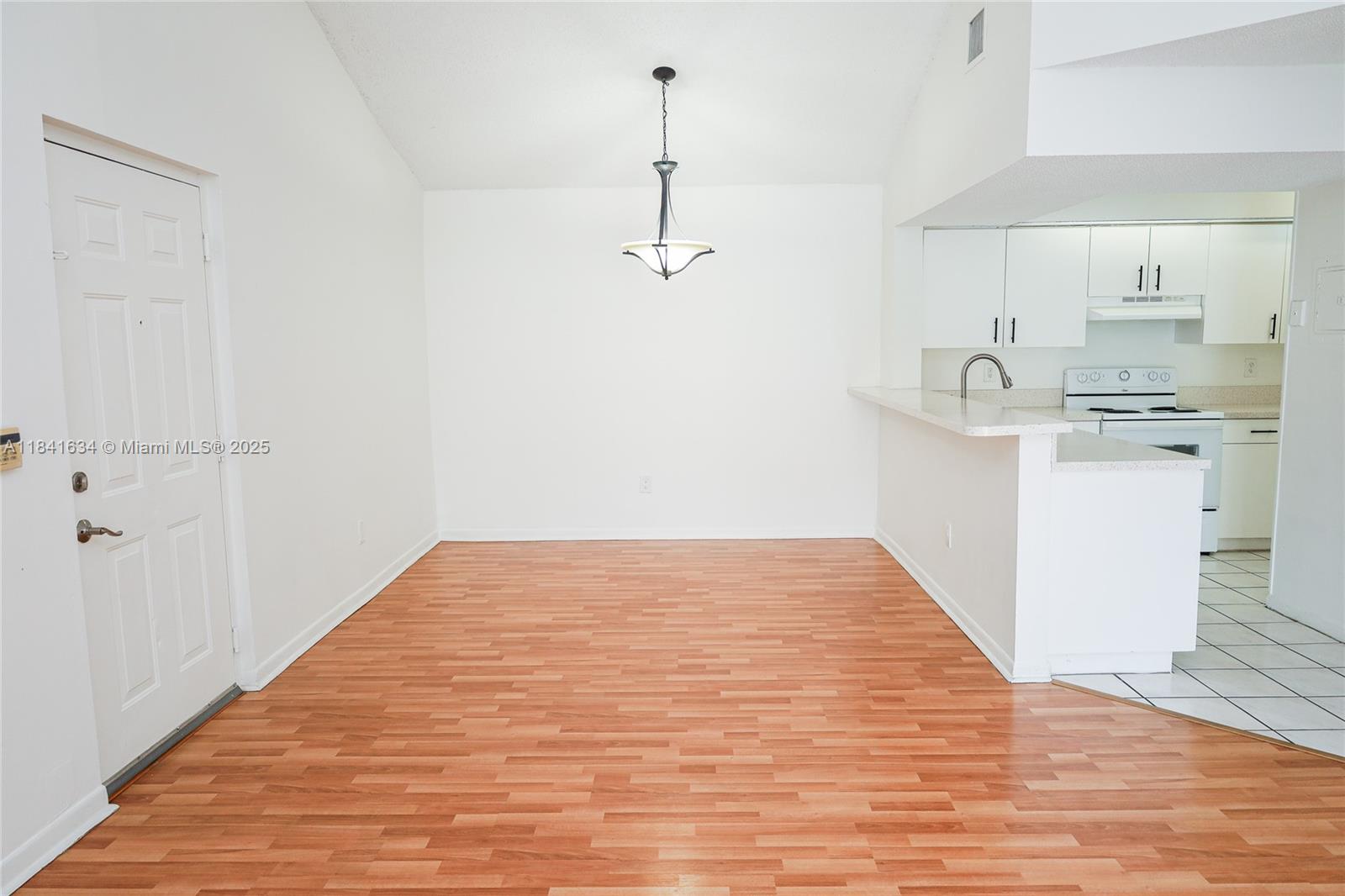 Property photo # 0