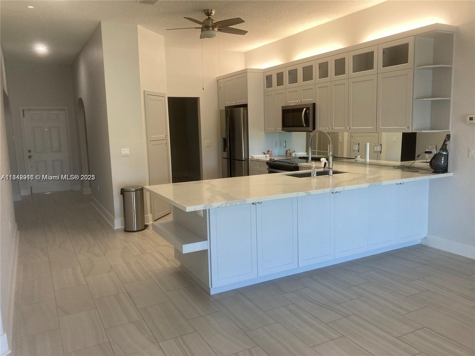 Property photo # 2
