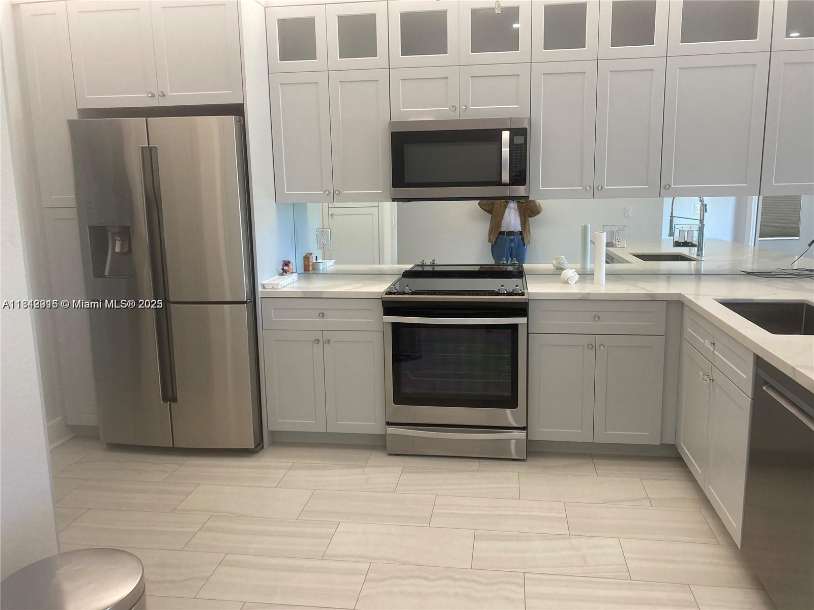 Property photo # 6