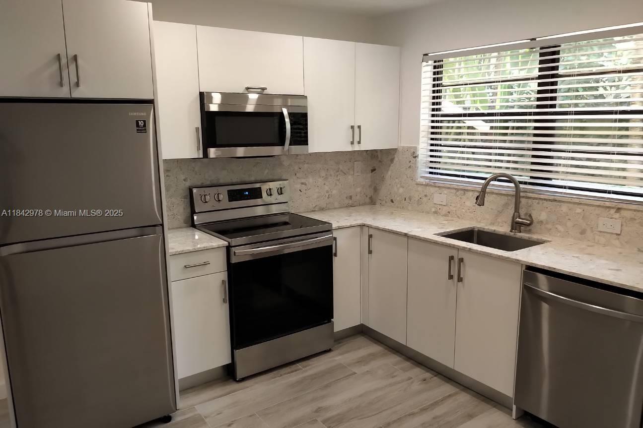 Property photo # 0