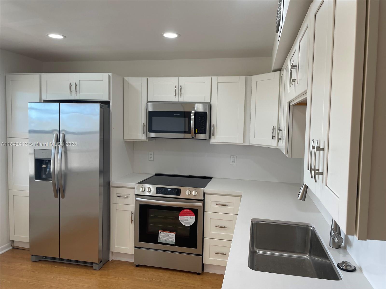 Property photo # 8