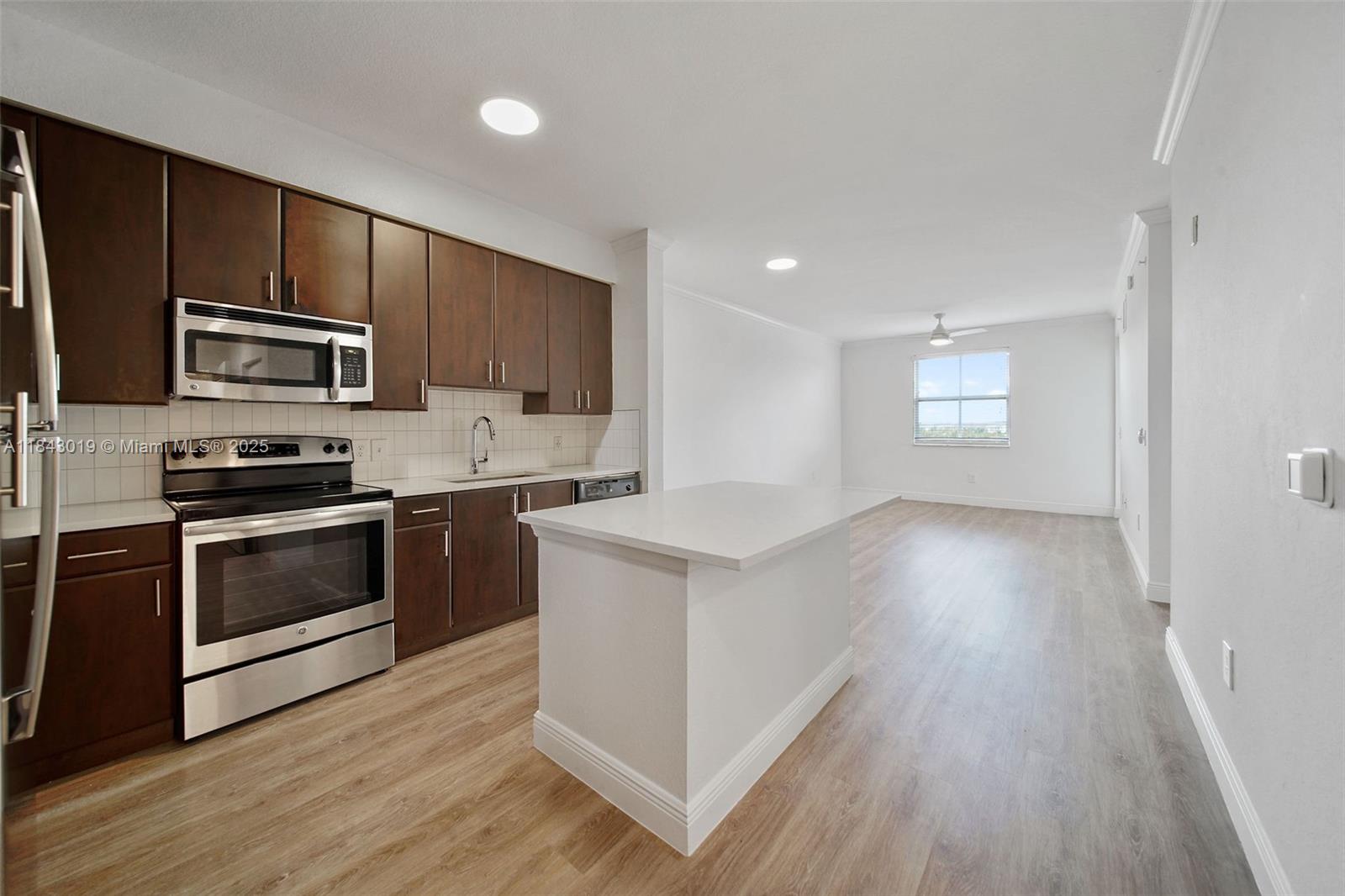 Property photo # 2