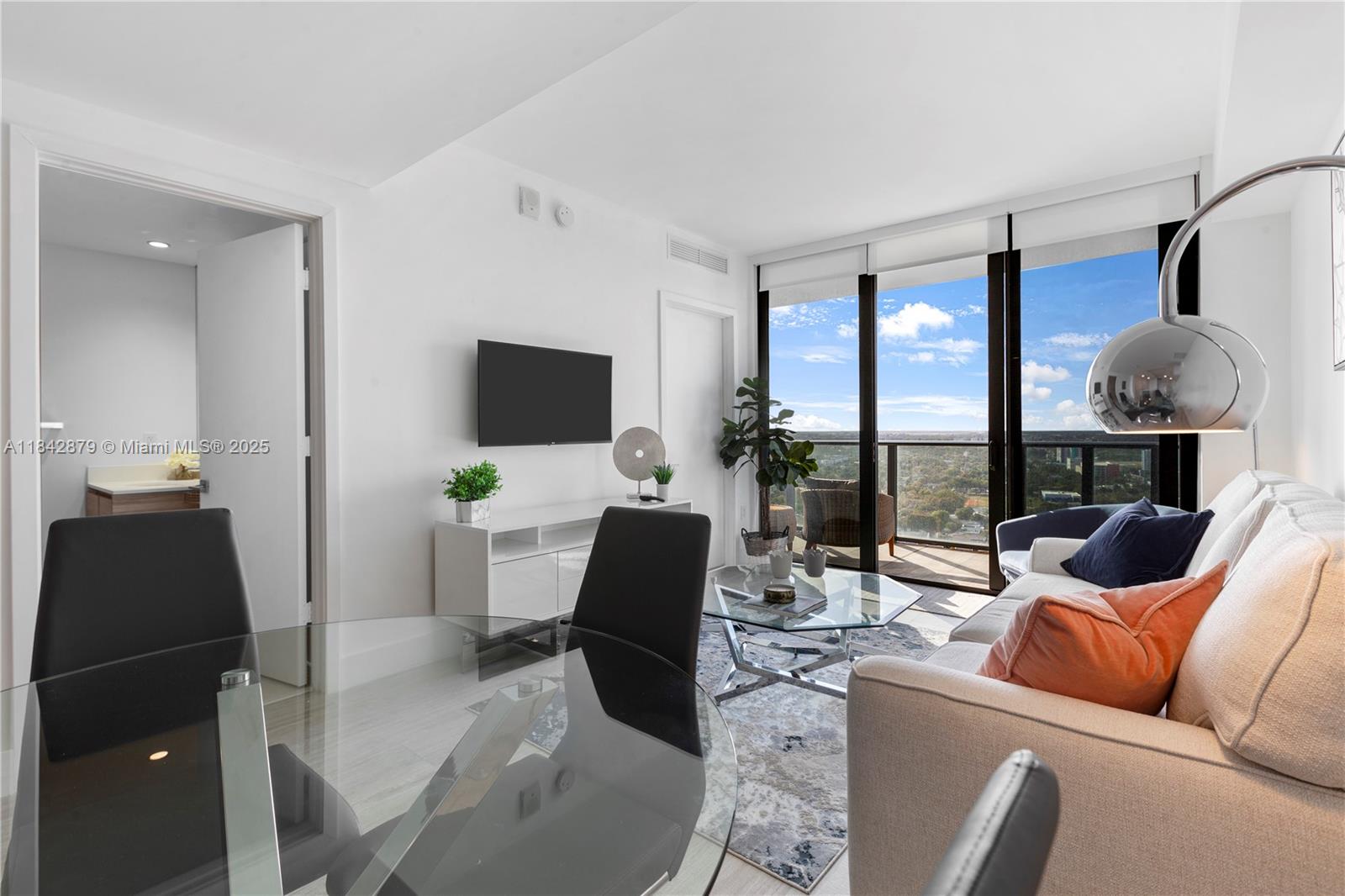 Property photo # 9