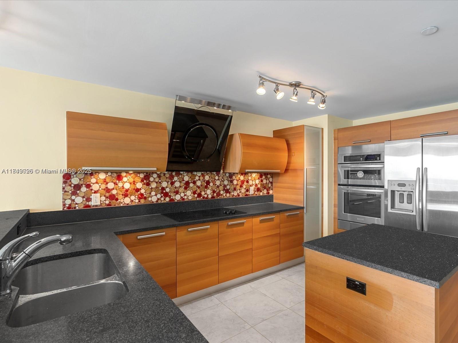 Property photo # 4